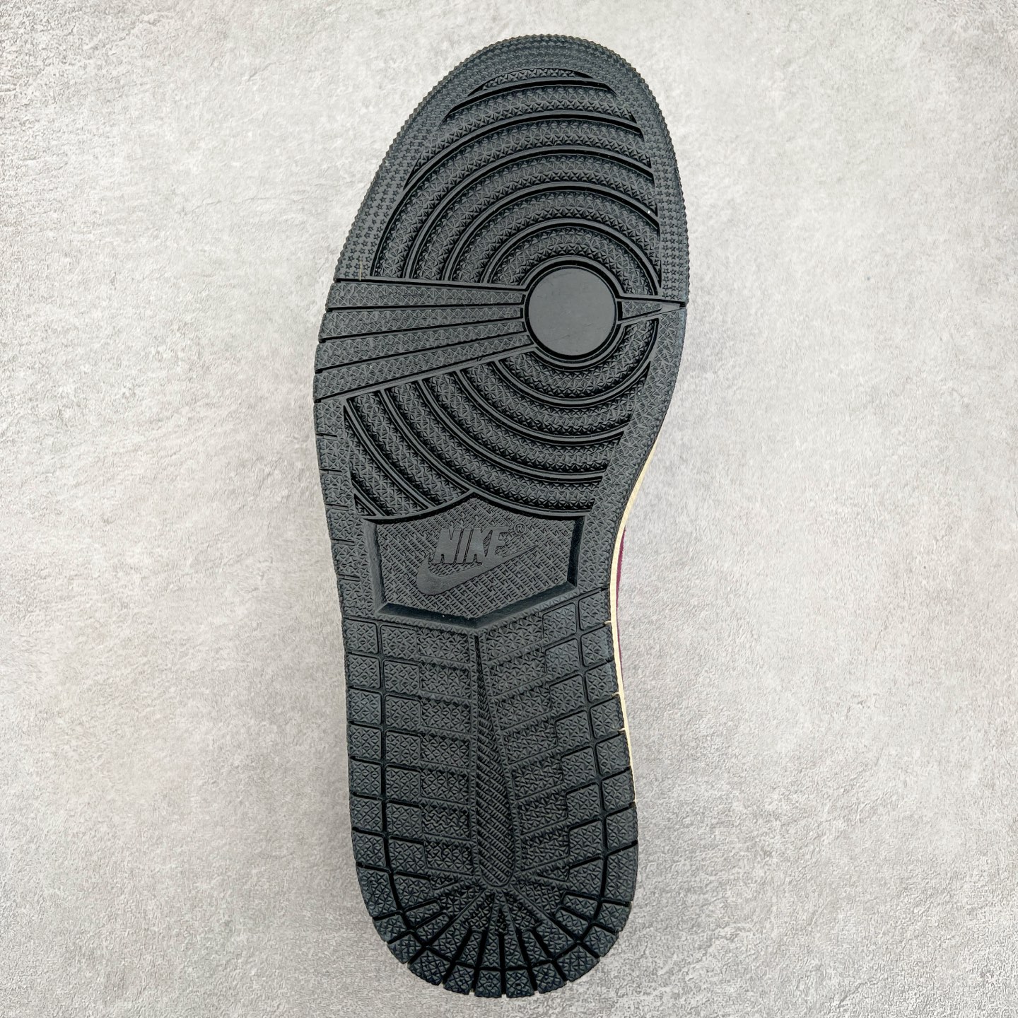 图片[9]-TS x Air Jordan AJ1 Low 倒钩低帮联名定制配色 CH6336-019 原厂内置气垫魔块 A模大底 头层小牛皮 鞋舌AJ原厂专用牛津布+AJ专用反口珍珠布+原厂无杂质高弹内里海棉+特殊封边弹力鞋带 尺码：36 36.5 37.5 38 38.5 39 40 40.5 41 42 42.5 43 44 44.5 45 46 47.5-选品中心