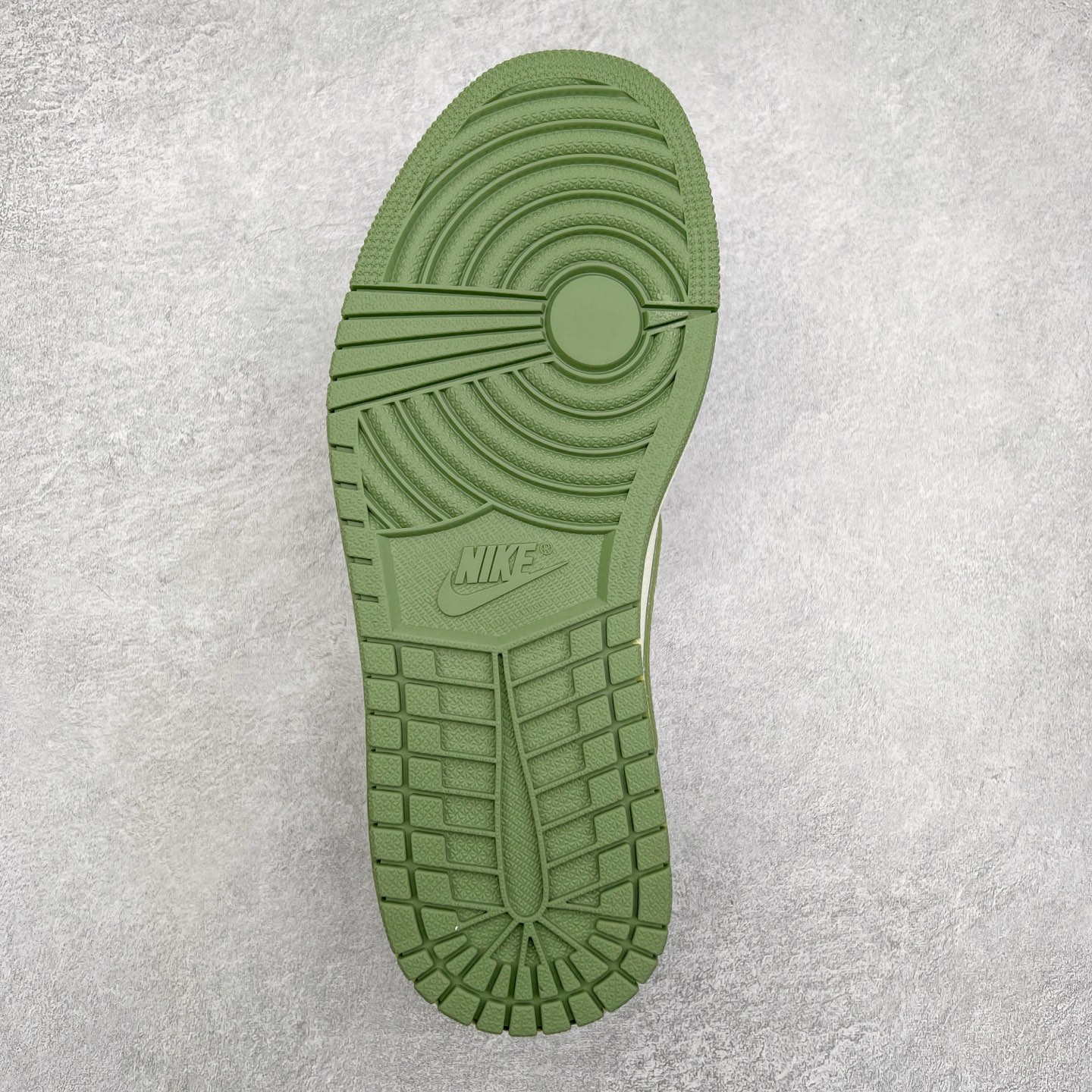 图片[9]-TS x Air Jordan AJ1 Low 倒钩低帮联名定制配色 DM7866-019 原厂内置气垫魔块 A模大底 头层小牛皮 鞋舌AJ原厂专用牛津布+AJ专用反口珍珠布+原厂无杂质高弹内里海棉+特殊封边弹力鞋带 尺码：36 36.5 37.5 38 38.5 39 40 40.5 41 42 42.5 43 44 44.5 45 46 47.5-选品中心