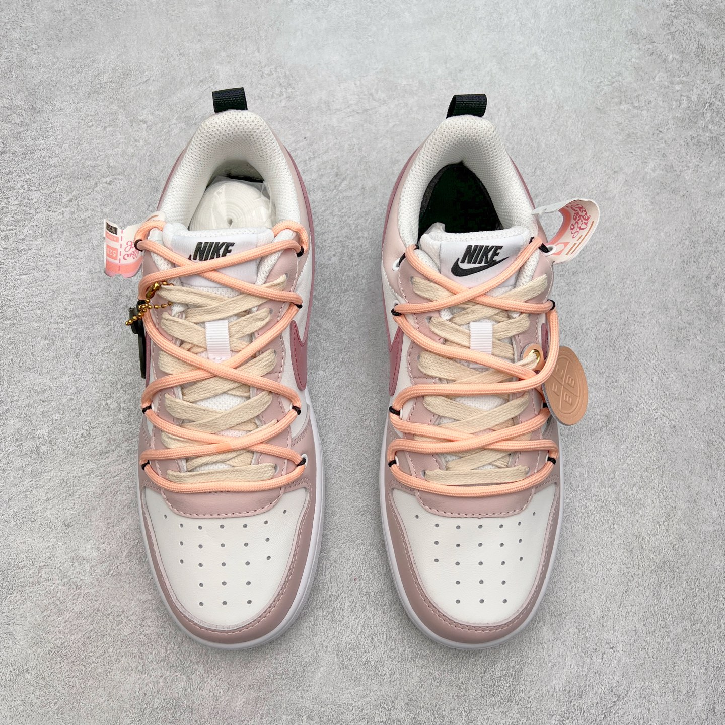 图片[2]-NK Court Borough Low CB2 低帮百搭透气休闲运动板鞋 绑带解构风定制配色 原数据独家私模大底 经典耐用的设计 兼顾舒适脚感和出众风范 演绎匠心之作 结构性的支撑贴合感结合复古篮球设计 塑就场外全明星风范 尺码：36 36.5 37.5 38 38.5 39 40 40.5 41 42 42.5 43 44 44.5 45-选品中心