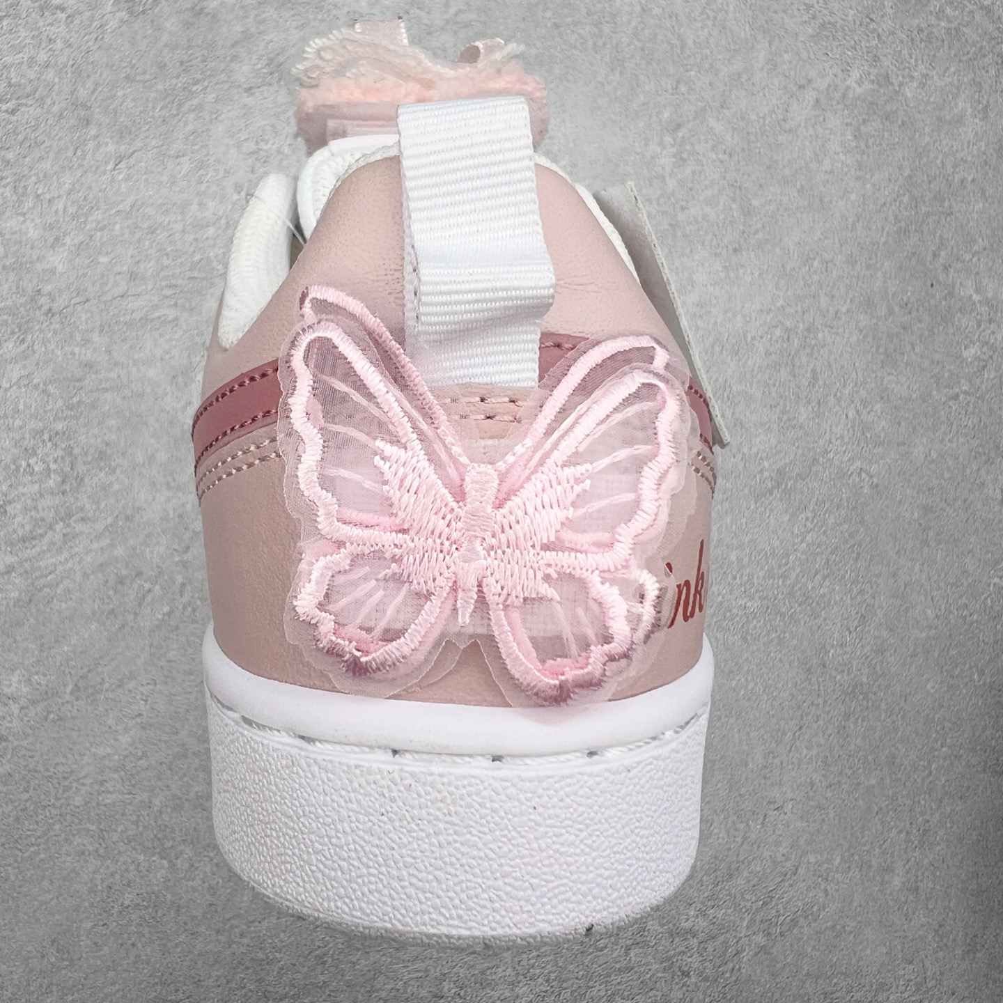 图片[8]-NK Court Borough Low CB2 低帮百搭透气休闲运动板鞋 绑带解构风定制配色 原数据独家私模大底 经典耐用的设计 兼顾舒适脚感和出众风范 演绎匠心之作 结构性的支撑贴合感结合复古篮球设计 塑就场外全明星风范 尺码：36 36.5 37.5 38 38.5 39 40 40.5 41 42 42.5 43 44 44.5 45-选品中心