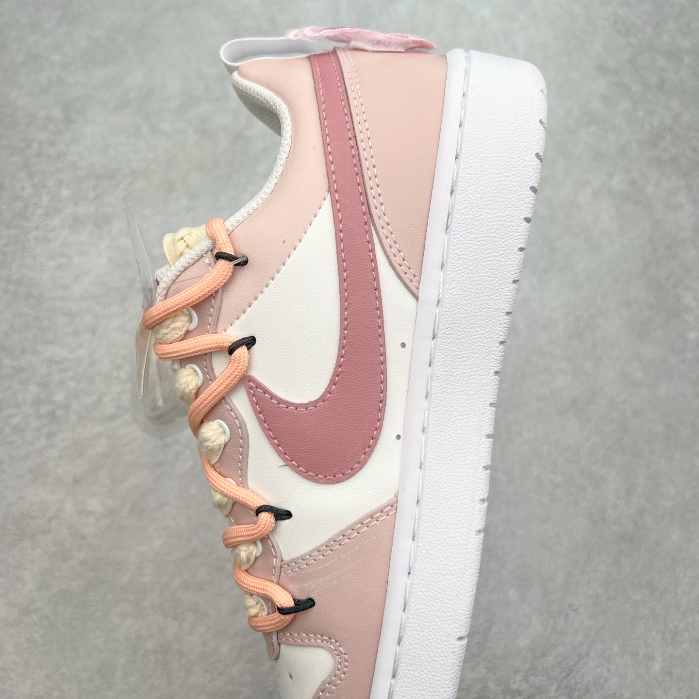 图片[7]-NK Court Borough Low CB2 低帮百搭透气休闲运动板鞋 绑带解构风定制配色 原数据独家私模大底 经典耐用的设计 兼顾舒适脚感和出众风范 演绎匠心之作 结构性的支撑贴合感结合复古篮球设计 塑就场外全明星风范 尺码：36 36.5 37.5 38 38.5 39 40 40.5 41 42 42.5 43 44 44.5 45-选品中心