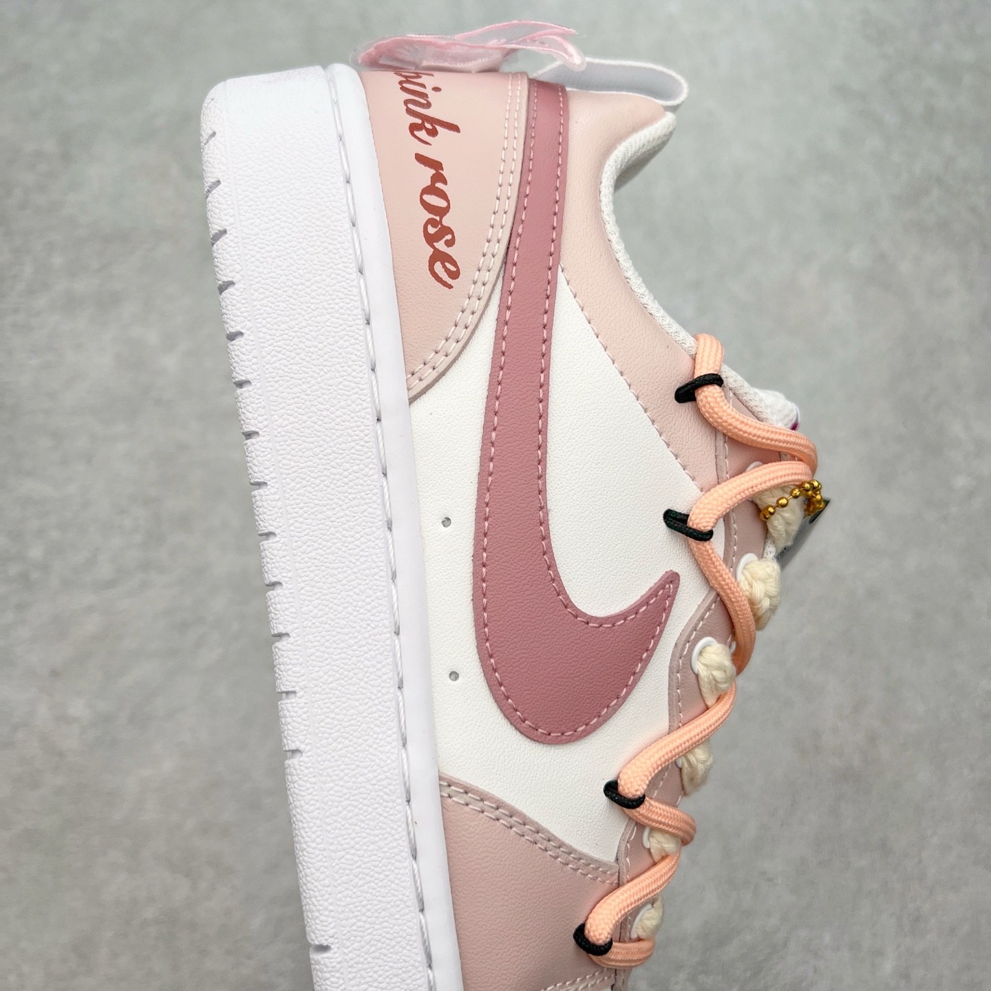 图片[6]-NK Court Borough Low CB2 低帮百搭透气休闲运动板鞋 绑带解构风定制配色 原数据独家私模大底 经典耐用的设计 兼顾舒适脚感和出众风范 演绎匠心之作 结构性的支撑贴合感结合复古篮球设计 塑就场外全明星风范 尺码：36 36.5 37.5 38 38.5 39 40 40.5 41 42 42.5 43 44 44.5 45-选品中心