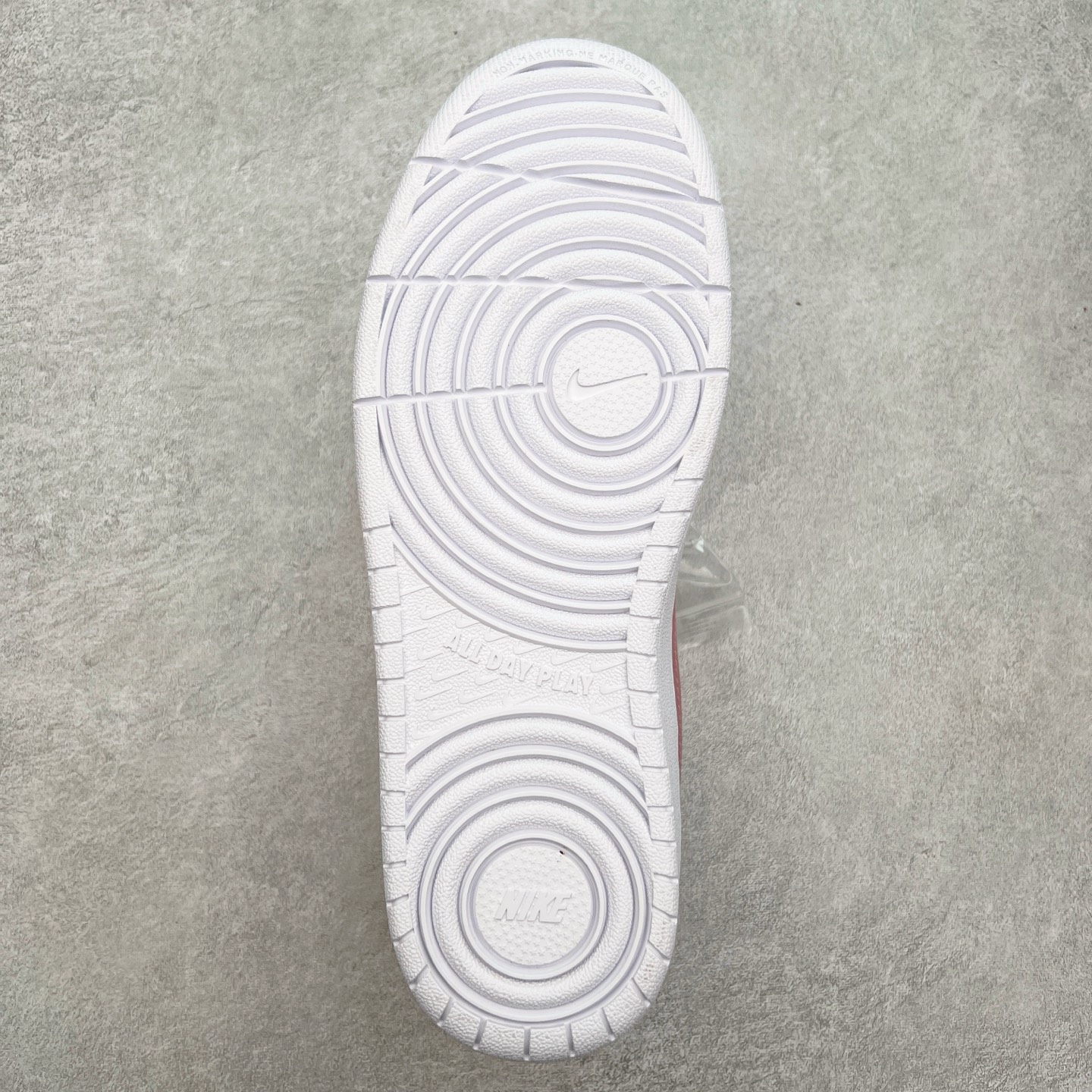 图片[9]-NK Court Borough Low CB2 低帮百搭透气休闲运动板鞋 绑带解构风定制配色 原数据独家私模大底 经典耐用的设计 兼顾舒适脚感和出众风范 演绎匠心之作 结构性的支撑贴合感结合复古篮球设计 塑就场外全明星风范 尺码：36 36.5 37.5 38 38.5 39 40 40.5 41 42 42.5 43 44 44.5 45-选品中心