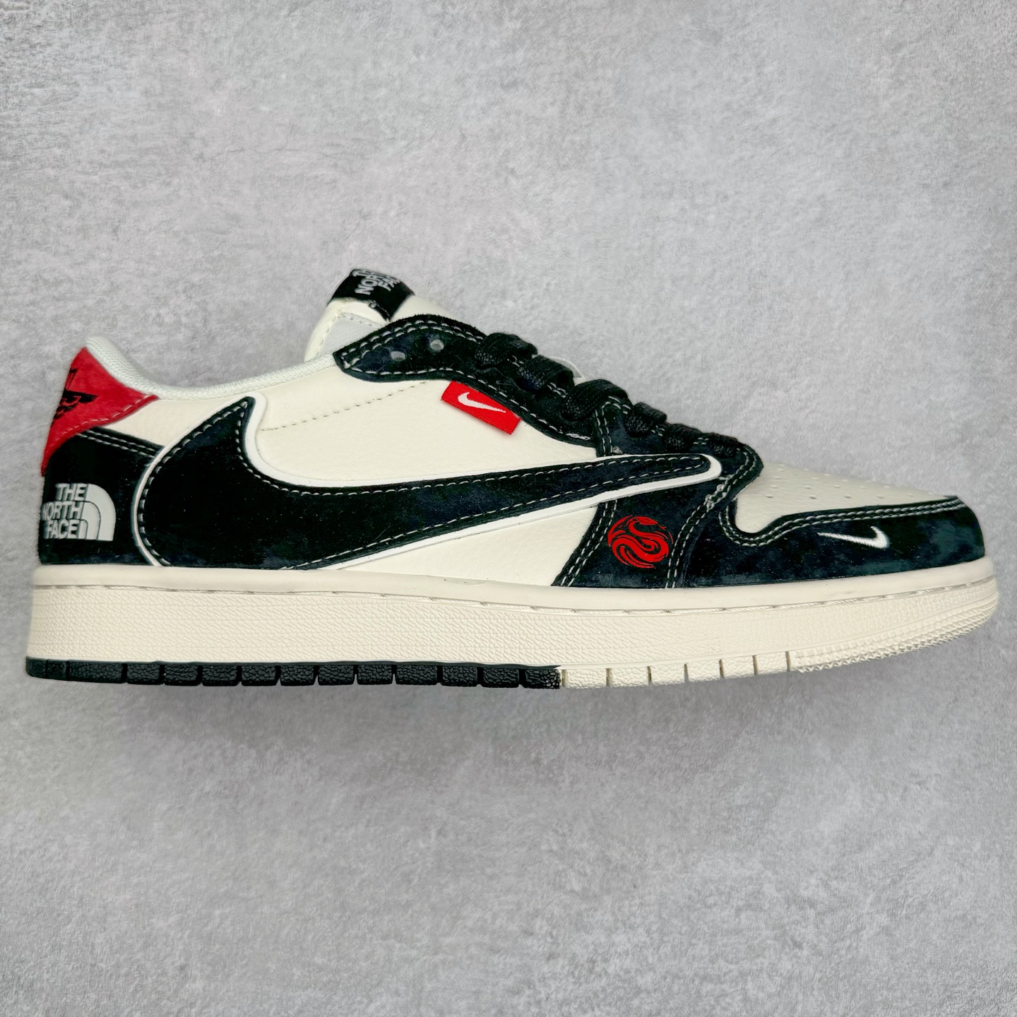 TS x Air Jordan AJ1 Low 倒钩低帮联名定制配色 SJ2068-146 原厂内置气垫魔块 A模大底 头层小牛皮 鞋舌AJ原厂专用牛津布+AJ专用反口珍珠布+原厂无杂质高弹内里海棉+特殊封边弹力鞋带 尺码:36 36.5 37.5 38 38.5 39 40 40.5 41 42 42.5 43 44 44.5 45 46 47.5-选品中心