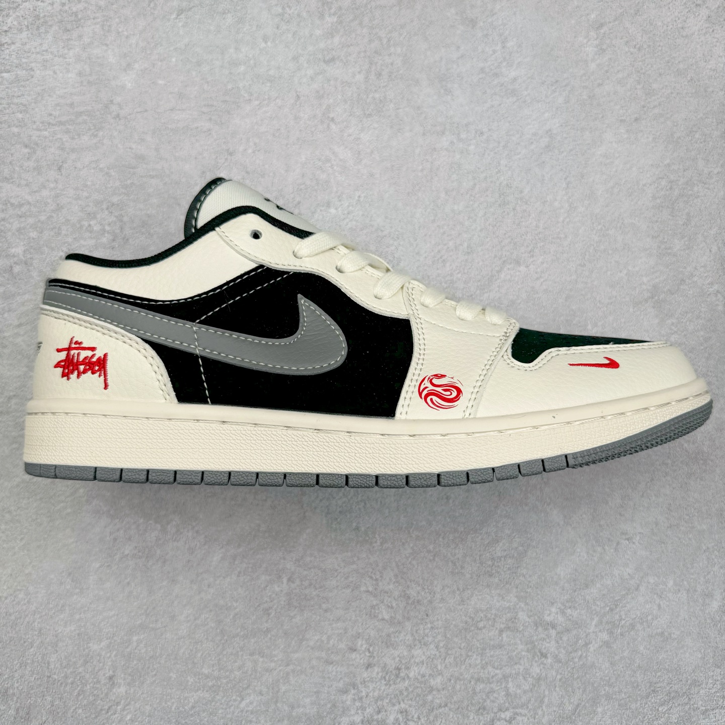 Air Jordan AJ1 Low 低帮定制 XX3318-509 原厂内置气垫魔块 A模大底 头层小牛皮 鞋舌AJ原厂专用牛津布+AJ专用反口珍珠布+原厂无杂质高弹内里海棉+特殊封边弹力鞋带 尺码：36 36.5 37.5 38 38.5 39 40 40.5 41 42 42.5 43 44 44.5 45 46 47.5-选品中心