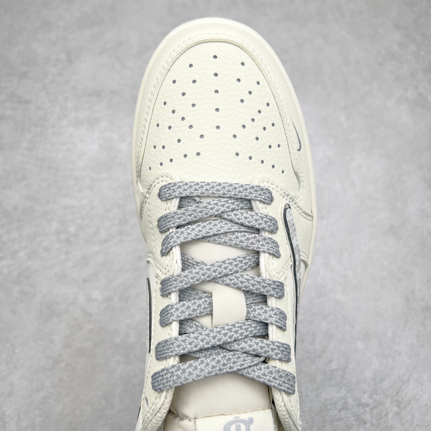 图片[4]-TS x Air Jordan AJ1 Low 倒钩低帮联名定制配色 DM7866-022 原厂内置气垫魔块 A模大底 头层小牛皮 鞋舌AJ原厂专用牛津布+AJ专用反口珍珠布+原厂无杂质高弹内里海棉+特殊封边弹力鞋带 尺码：36 36.5 37.5 38 38.5 39 40 40.5 41 42 42.5 43 44 44.5 45 46 47.5-选品中心