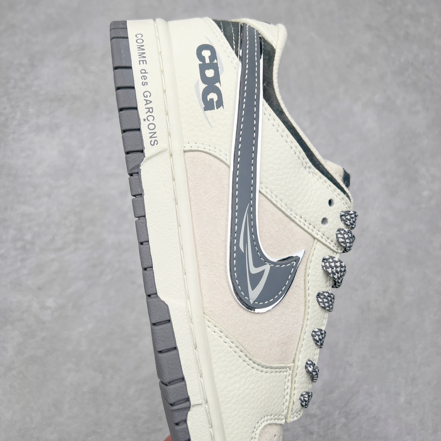 图片[6]-NK Dunk Low 定制配色 DJ2024-134 大厂出品 极力推荐 原装头层材料 独家版型蒸餾加工帶來的是更好的视觉和脚感体验大厂纯原品质出货 清洁度 电绣工艺 皮料切割干净无任何毛边 细节完美 尺码：36 36.5 37.5 38 38.5 39 40 40.5 41 42 42.5 43 44 44.5 45-选品中心