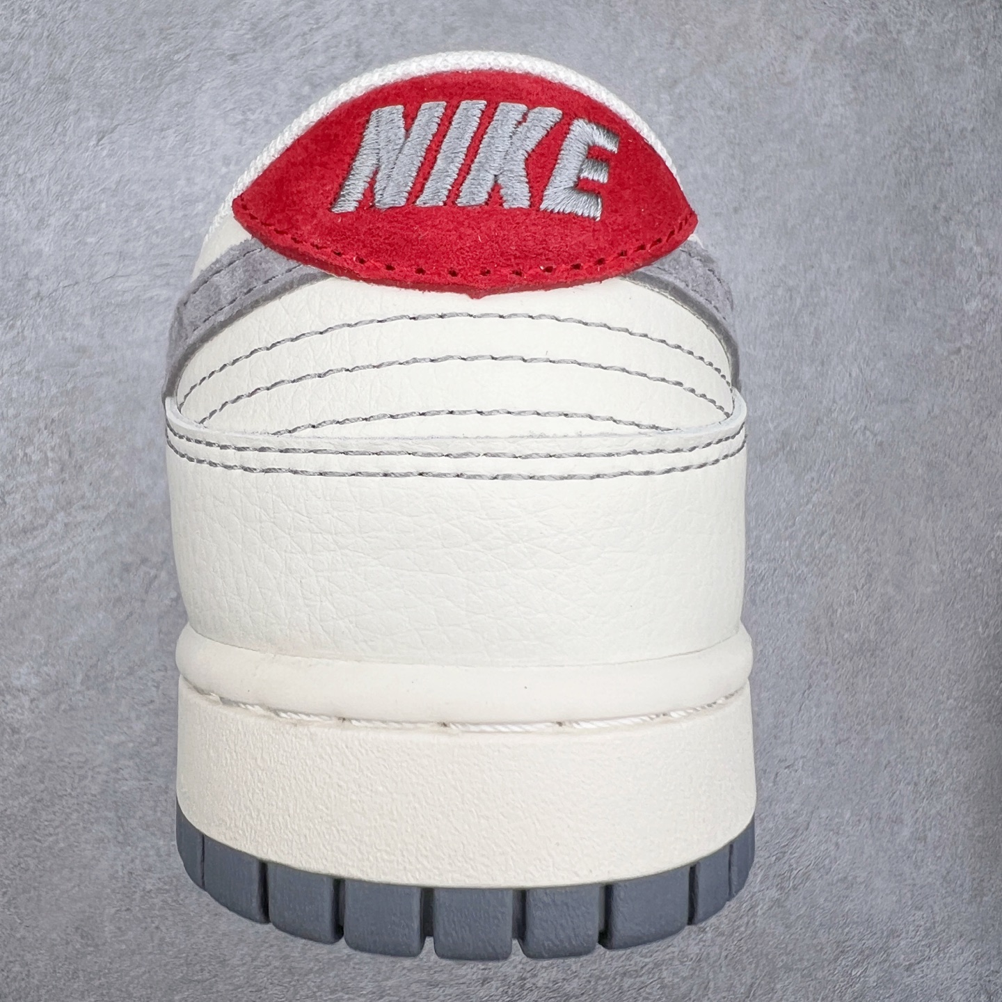 图片[8]-NK Dunk Low 定制配色 BB7518-025 大厂出品 极力推荐 原装头层材料 独家版型蒸餾加工帶來的是更好的视觉和脚感体验大厂纯原品质出货 清洁度 电绣工艺 皮料切割干净无任何毛边 细节完美 尺码：36 36.5 37.5 38 38.5 39 40 40.5 41 42 42.5 43 44 44.5 45-选品中心