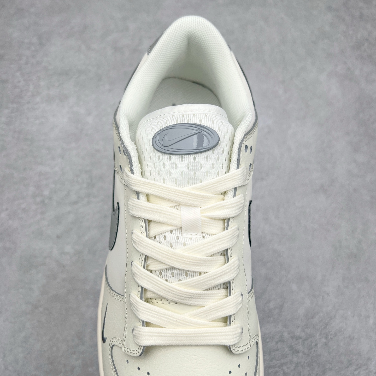 图片[5]-NK Dunk Low 定制配色 DQ1098-395 大厂出品 极力推荐 原装头层材料 独家版型蒸餾加工帶來的是更好的视觉和脚感体验大厂纯原品质出货 清洁度 电绣工艺 皮料切割干净无任何毛边 细节完美 尺码：36 36.5 37.5 38 38.5 39 40 40.5 41 42 42.5 43 44 44.5 45-选品中心