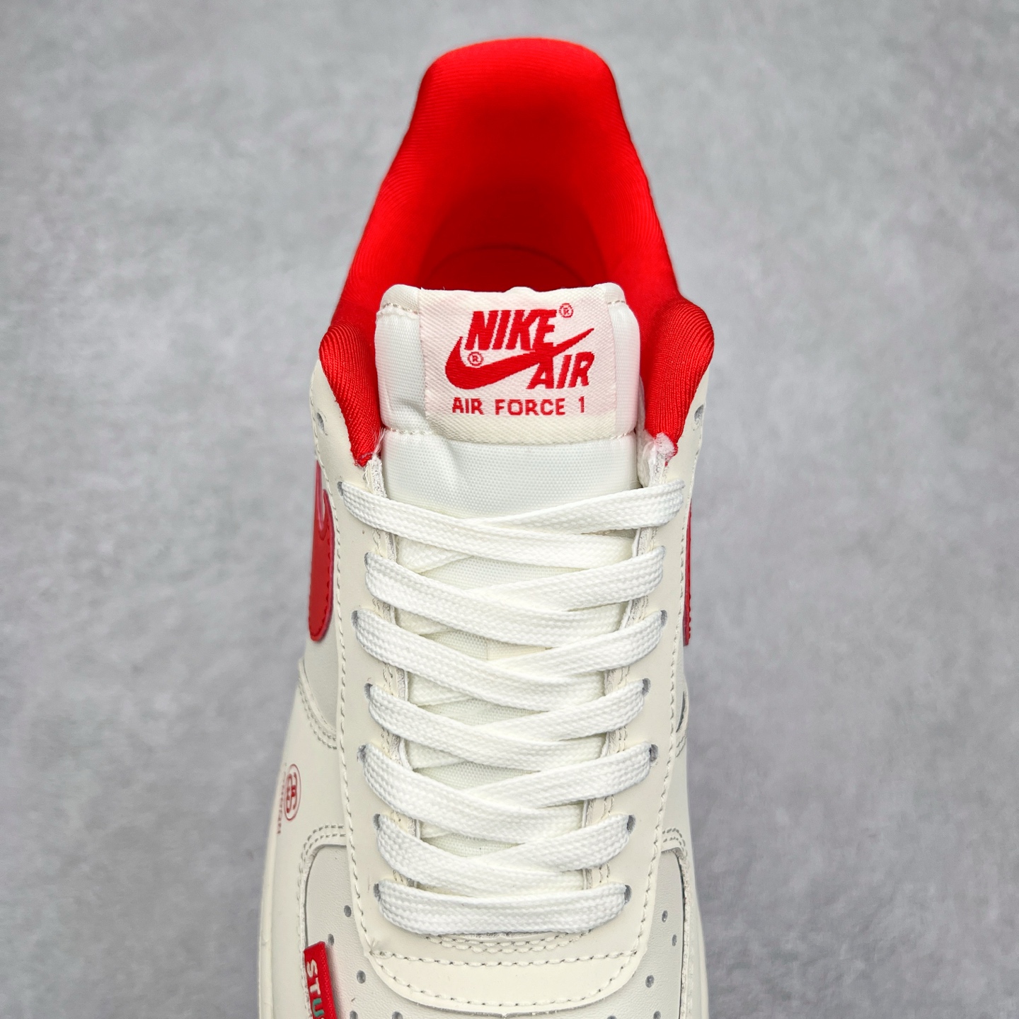 图片[5]-NK Air Force 1´07 Low 空军一号低帮百搭休闲运动板鞋 DF0188-031 柔软、弹性十足的缓震性能和出色的中底设计 横跨复古与现代的外型结合 造就出风靡全球 三十多年的Force 1 直到今天还深受青睐 尺码：36 36.5 37.5 38 38.5 39 40 40.5 41 42 42.5 43 44 44.5 45-选品中心