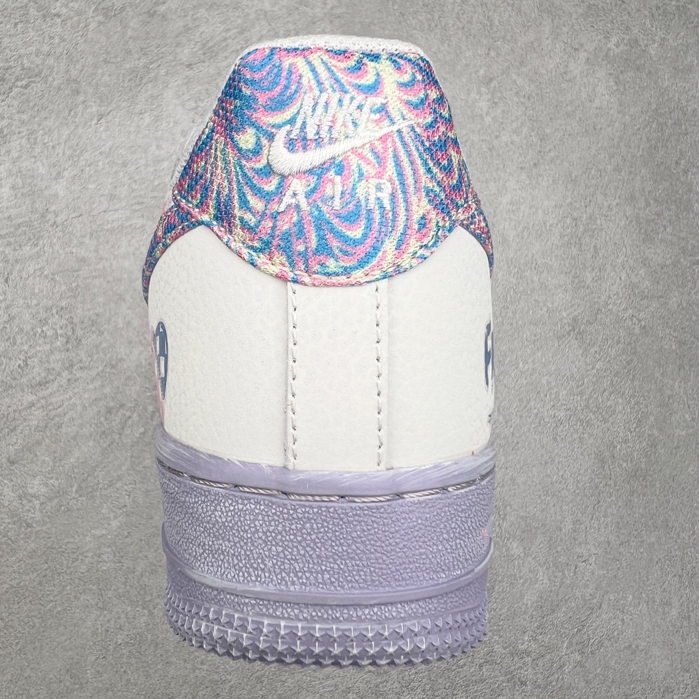 图片[8]-NK Air Force 1´07 Low 空军一号低帮百搭休闲运动板鞋 CZ0377-002 柔软、弹性十足的缓震性能和出色的中底设计 横跨复古与现代的外型结合 造就出风靡全球 三十多年的Force 1 直到今天还深受青睐 尺码：36 36.5 37.5 38 38.5 39 40 40.5 41 42 42.5 43 44 44.5 45-选品中心