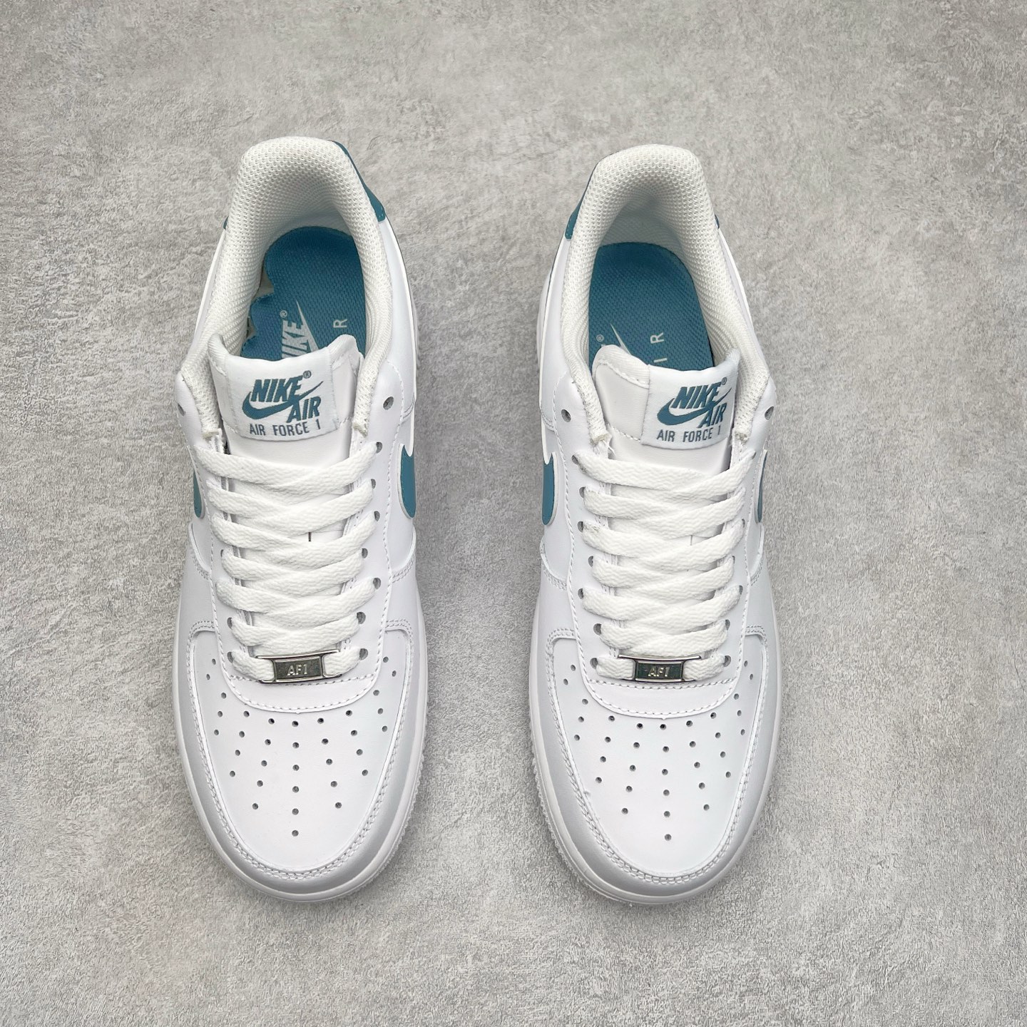 图片[2]-NK Air Force 1´07 Low 空军一号低帮百搭休闲运动板鞋 SJ1198-109 柔软、弹性十足的缓震性能和出色的中底设计 横跨复古与现代的外型结合 造就出风靡全球 三十多年的Force 1 直到今天还深受青睐 尺码：36 36.5 37.5 38 38.5 39 40 40.5 41 42 42.5 43 44 44.5 45-选品中心