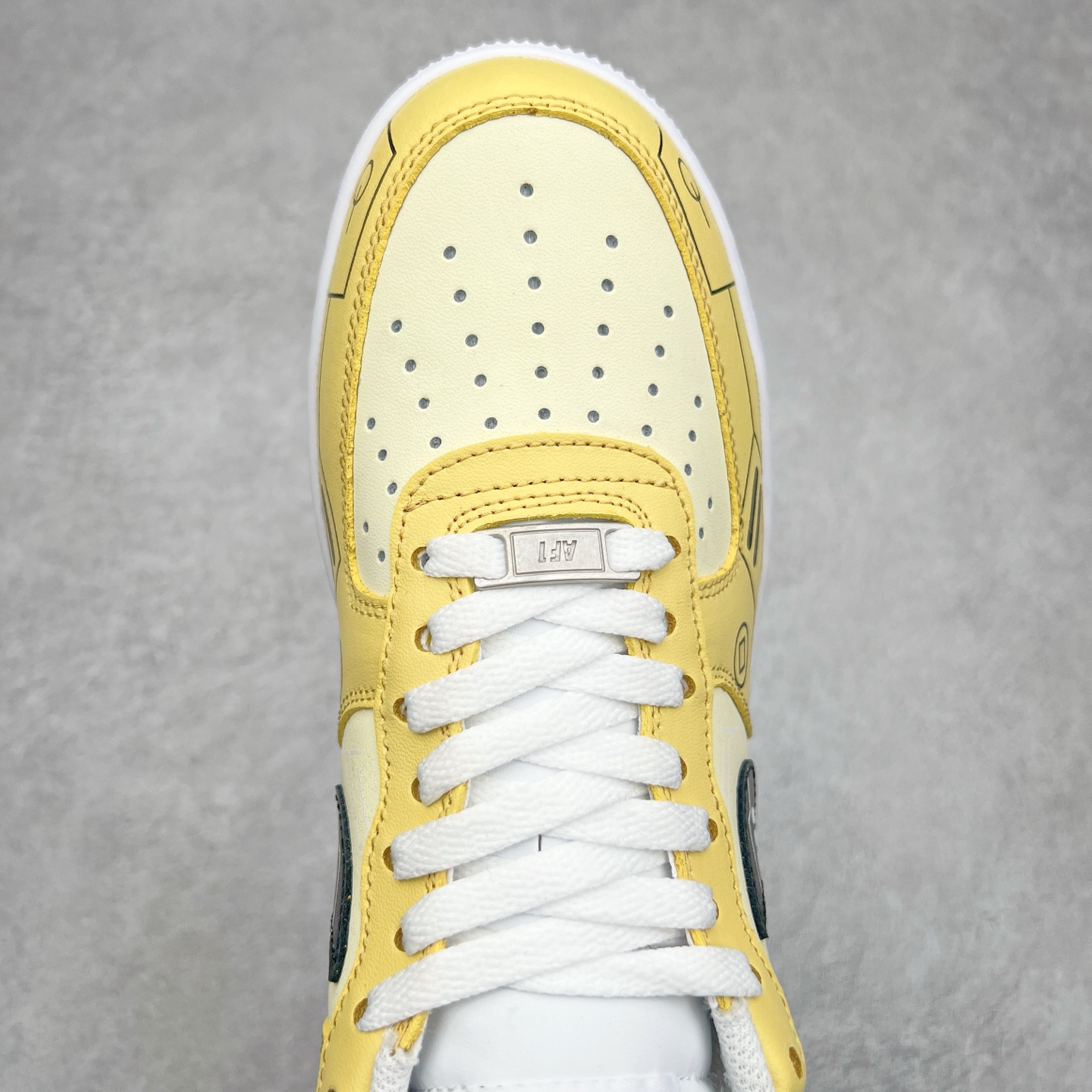 图片[4]-NK Air Force 1´07 Low 空军一号低帮百搭休闲运动板鞋 CW2288-113 柔软、弹性十足的缓震性能和出色的中底设计 横跨复古与现代的外型结合 造就出风靡全球 三十多年的Force 1 直到今天还深受青睐 尺码：36 36.5 37.5 38 38.5 39 40 40.5 41 42 42.5 43 44 44.5 45-选品中心