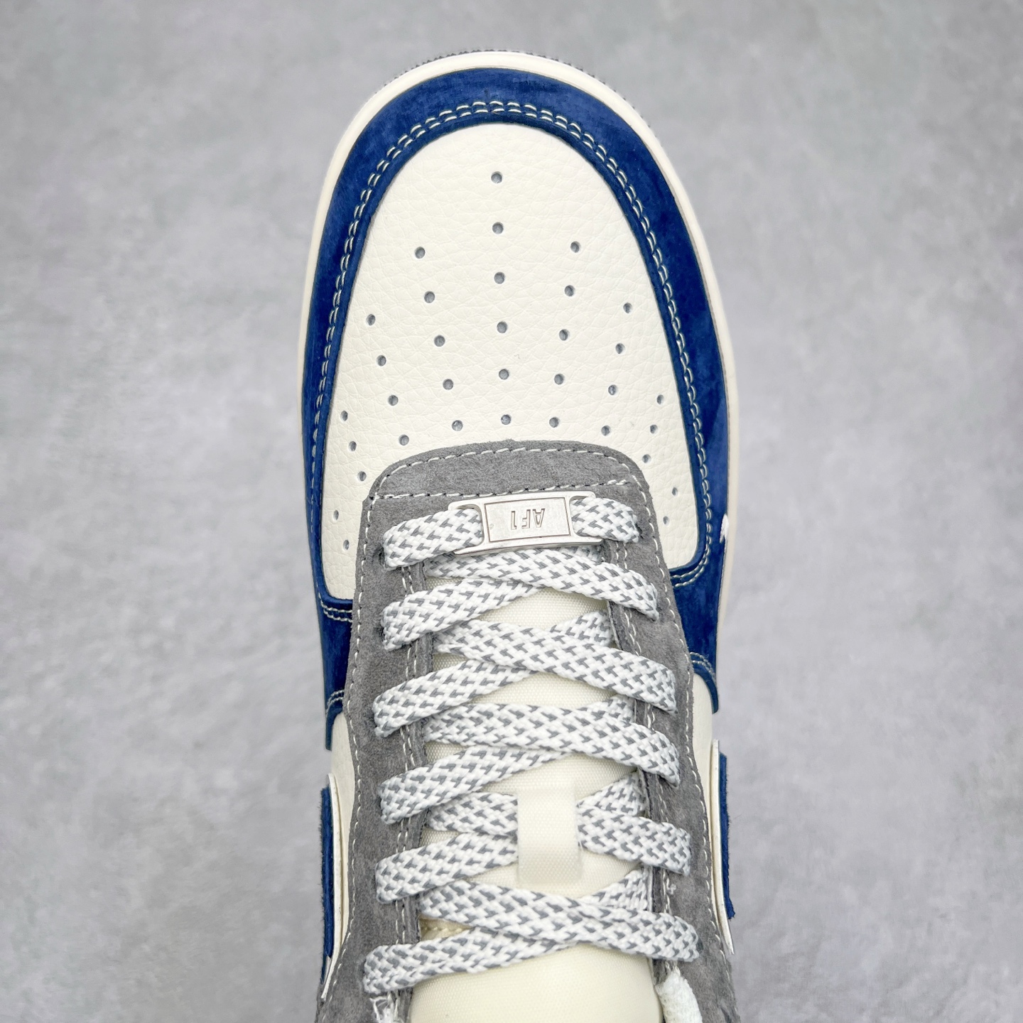 图片[4]-NK Air Force 1´07 Low 空军一号低帮百搭休闲运动板鞋 XZ6188-975 柔软、弹性十足的缓震性能和出色的中底设计 横跨复古与现代的外型结合 造就出风靡全球 三十多年的Force 1 直到今天还深受青睐 尺码：36 36.5 37.5 38 38.5 39 40 40.5 41 42 42.5 43 44 44.5 45-选品中心