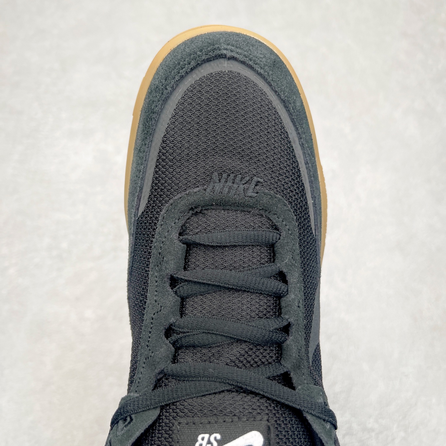 图片[4]-NK SB Day One 低帮休闲板鞋 FN4210-001 鞋款搭载Air Zoom缓震气垫，采用包边结构工艺轻盈柔韧，缔造非凡触板感。织物材料，舒适出众 翻毛皮覆面经久耐穿，塑就挚爱踢板体验。尺码：35.5 36 36.5 37.5 38 38.5 39 40 40.5 41 42 42.5 43 44 44.5 45-选品中心