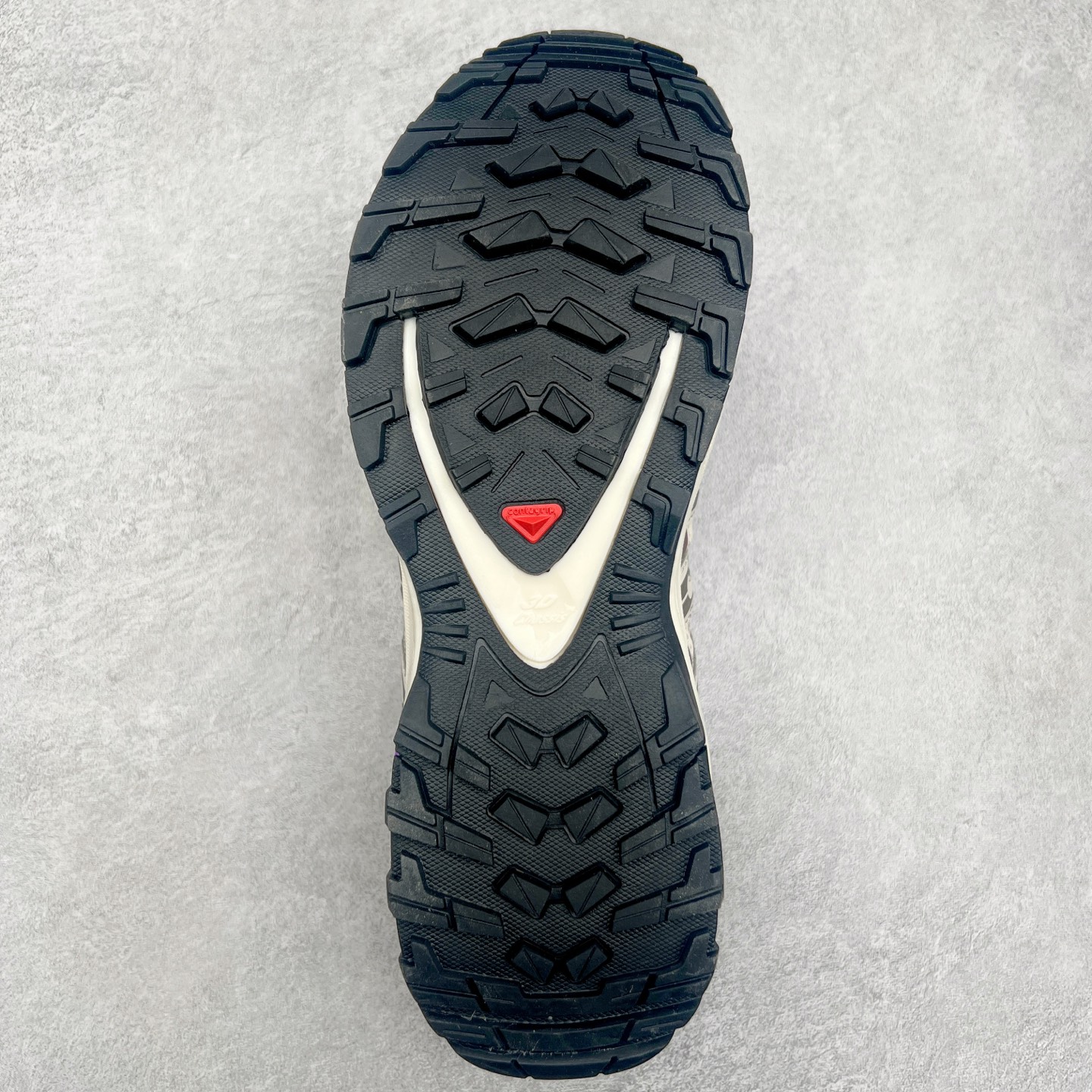 图片[9]-＃C版 SALOMON XA Pro 3D ADV 萨洛蒙潮流越野机能户外功能鞋 纯原外贸平台特供订单 耗时半年巨作 全套原纸板楦头开发 原厂特供网布配套加持 确保原汁原味 完美呈现版型 原档数据独家私模五层组合大底 原装Ortholite轻量化鞋垫 中底布带钢印编号 原厂TPU锁扣 进口港宝加持 后跟自然饱满 还原公司包裹性 鞋面采用SENSIFT贴合技术 全方位贴合包裹脚型 鞋跟部鞋底牵引设计 提供强大的抓地性能 更适应野外崎岖不平的道路 其3D ADVANCED CHASSIS底盘 材料轻量大化 钉齿设计更具稳定性 防护性 鞋底易磨损区运用CONTAGRIP高耐磨材料 应对城市硬质路面长距离跑考验 尺码：36 36.5 37.5 38 38.5 39 40 40.5 41 42 42.5 43 44 44.5 45-选品中心