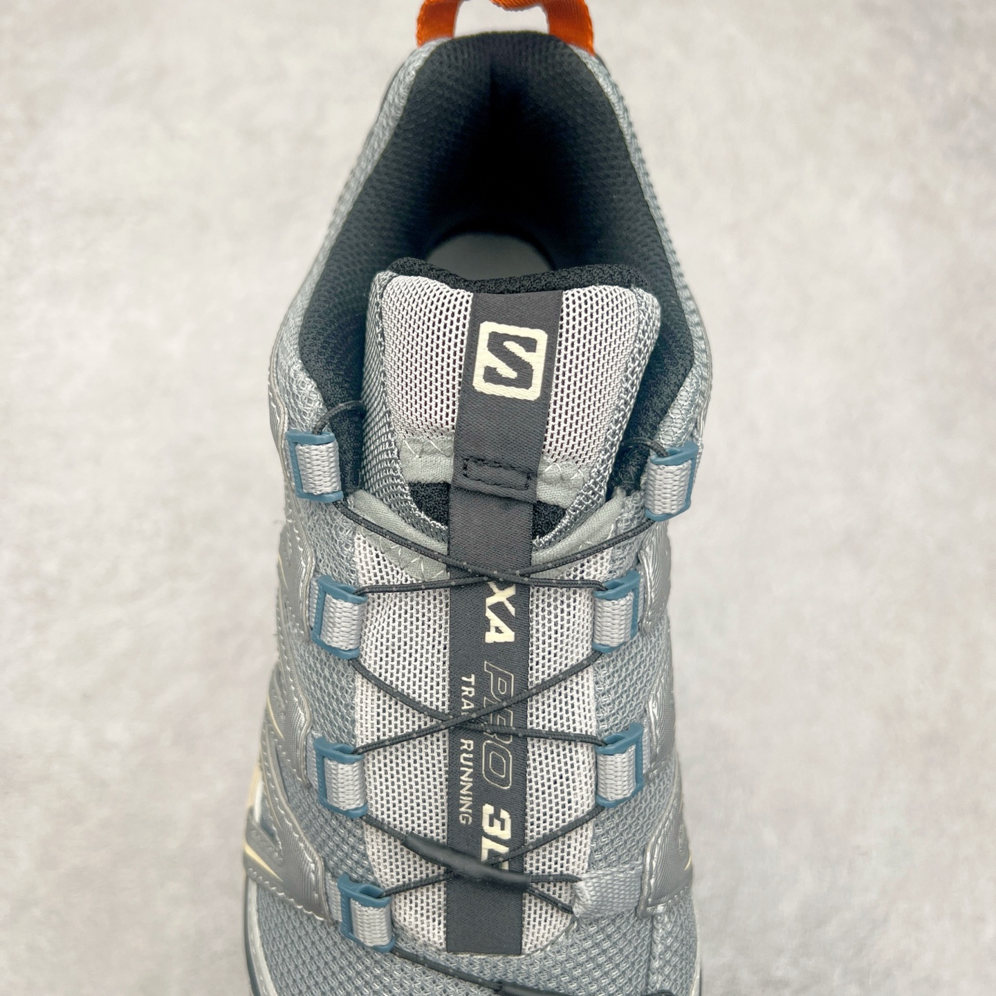 图片[5]-＃C版 SALOMON XA Pro 3D ADV 萨洛蒙潮流越野机能户外功能鞋 纯原外贸平台特供订单 耗时半年巨作 全套原纸板楦头开发 原厂特供网布配套加持 确保原汁原味 完美呈现版型 原档数据独家私模五层组合大底 原装Ortholite轻量化鞋垫 中底布带钢印编号 原厂TPU锁扣 进口港宝加持 后跟自然饱满 还原公司包裹性 鞋面采用SENSIFT贴合技术 全方位贴合包裹脚型 鞋跟部鞋底牵引设计 提供强大的抓地性能 更适应野外崎岖不平的道路 其3D ADVANCED CHASSIS底盘 材料轻量大化 钉齿设计更具稳定性 防护性 鞋底易磨损区运用CONTAGRIP高耐磨材料 应对城市硬质路面长距离跑考验 尺码：36 36.5 37.5 38 38.5 39 40 40.5 41 42 42.5 43 44 44.5 45-选品中心