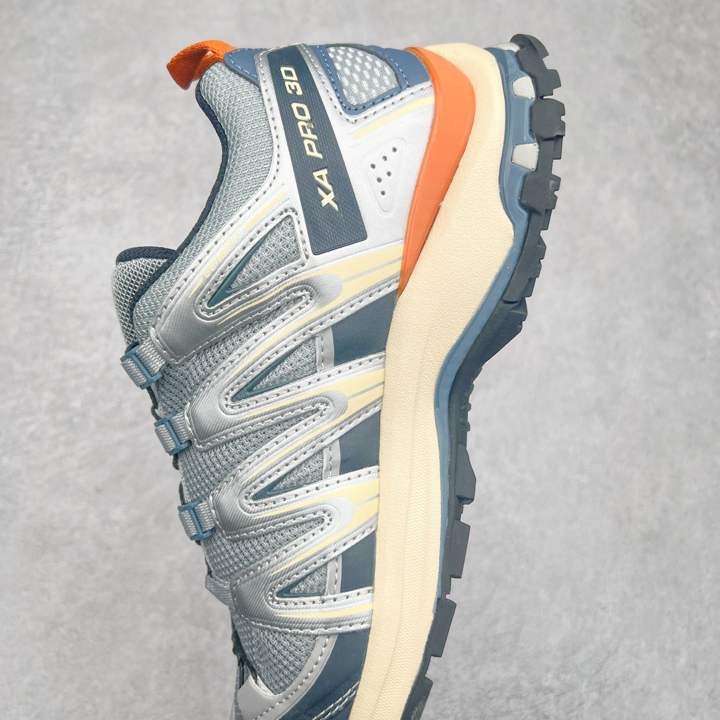 图片[7]-＃C版 SALOMON XA Pro 3D ADV 萨洛蒙潮流越野机能户外功能鞋 纯原外贸平台特供订单 耗时半年巨作 全套原纸板楦头开发 原厂特供网布配套加持 确保原汁原味 完美呈现版型 原档数据独家私模五层组合大底 原装Ortholite轻量化鞋垫 中底布带钢印编号 原厂TPU锁扣 进口港宝加持 后跟自然饱满 还原公司包裹性 鞋面采用SENSIFT贴合技术 全方位贴合包裹脚型 鞋跟部鞋底牵引设计 提供强大的抓地性能 更适应野外崎岖不平的道路 其3D ADVANCED CHASSIS底盘 材料轻量大化 钉齿设计更具稳定性 防护性 鞋底易磨损区运用CONTAGRIP高耐磨材料 应对城市硬质路面长距离跑考验 尺码：36 36.5 37.5 38 38.5 39 40 40.5 41 42 42.5 43 44 44.5 45-选品中心