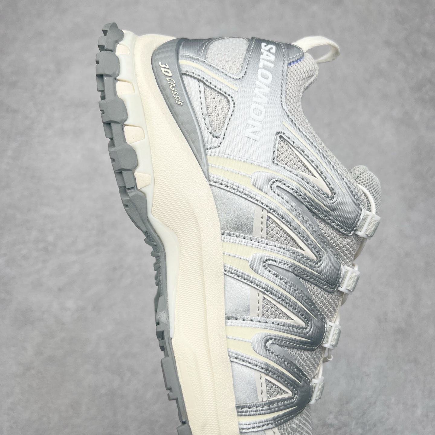 图片[6]-＃C版 SALOMON XA Pro 3D ADV 萨洛蒙潮流越野机能户外功能鞋 纯原外贸平台特供订单 耗时半年巨作 全套原纸板楦头开发 原厂特供网布配套加持 确保原汁原味 完美呈现版型 原档数据独家私模五层组合大底 原装Ortholite轻量化鞋垫 中底布带钢印编号 原厂TPU锁扣 进口港宝加持 后跟自然饱满 还原公司包裹性 鞋面采用SENSIFT贴合技术 全方位贴合包裹脚型 鞋跟部鞋底牵引设计 提供强大的抓地性能 更适应野外崎岖不平的道路 其3D ADVANCED CHASSIS底盘 材料轻量大化 钉齿设计更具稳定性 防护性 鞋底易磨损区运用CONTAGRIP高耐磨材料 应对城市硬质路面长距离跑考验 尺码：36 36.5 37.5 38 38.5 39 40 40.5 41 42 42.5 43 44 44.5 45-选品中心