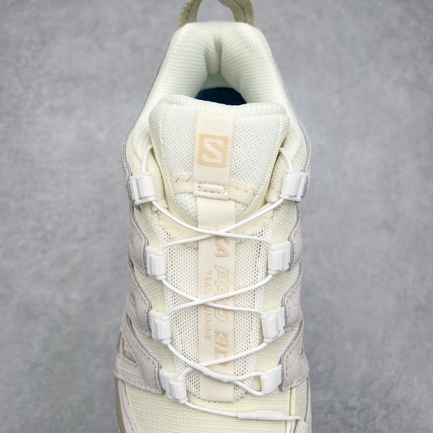 图片[5]-＃C版 SALOMON XA Pro 3D ADV 萨洛蒙潮流越野机能户外功能鞋 纯原外贸平台特供订单 耗时半年巨作 全套原纸板楦头开发 原厂特供网布配套加持 确保原汁原味 完美呈现版型 原档数据独家私模五层组合大底 原装Ortholite轻量化鞋垫 中底布带钢印编号 原厂TPU锁扣 进口港宝加持 后跟自然饱满 还原公司包裹性 鞋面采用SENSIFT贴合技术 全方位贴合包裹脚型 鞋跟部鞋底牵引设计 提供强大的抓地性能 更适应野外崎岖不平的道路 其3D ADVANCED CHASSIS底盘 材料轻量大化 钉齿设计更具稳定性 防护性 鞋底易磨损区运用CONTAGRIP高耐磨材料 应对城市硬质路面长距离跑考验 尺码：36 36.5 37.5 38 38.5 39 40 40.5 41 42 42.5 43 44 44.5 45-选品中心