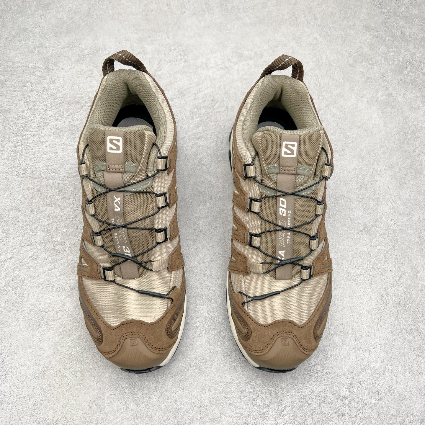 图片[2]-＃C版 SALOMON XA Pro 3D ADV 萨洛蒙潮流越野机能户外功能鞋 纯原外贸平台特供订单 耗时半年巨作 全套原纸板楦头开发 原厂特供网布配套加持 确保原汁原味 完美呈现版型 原档数据独家私模五层组合大底 原装Ortholite轻量化鞋垫 中底布带钢印编号 原厂TPU锁扣 进口港宝加持 后跟自然饱满 还原公司包裹性 鞋面采用SENSIFT贴合技术 全方位贴合包裹脚型 鞋跟部鞋底牵引设计 提供强大的抓地性能 更适应野外崎岖不平的道路 其3D ADVANCED CHASSIS底盘 材料轻量大化 钉齿设计更具稳定性 防护性 鞋底易磨损区运用CONTAGRIP高耐磨材料 应对城市硬质路面长距离跑考验 尺码：36 36.5 37.5 38 38.5 39 40 40.5 41 42 42.5 43 44 44.5 45-选品中心