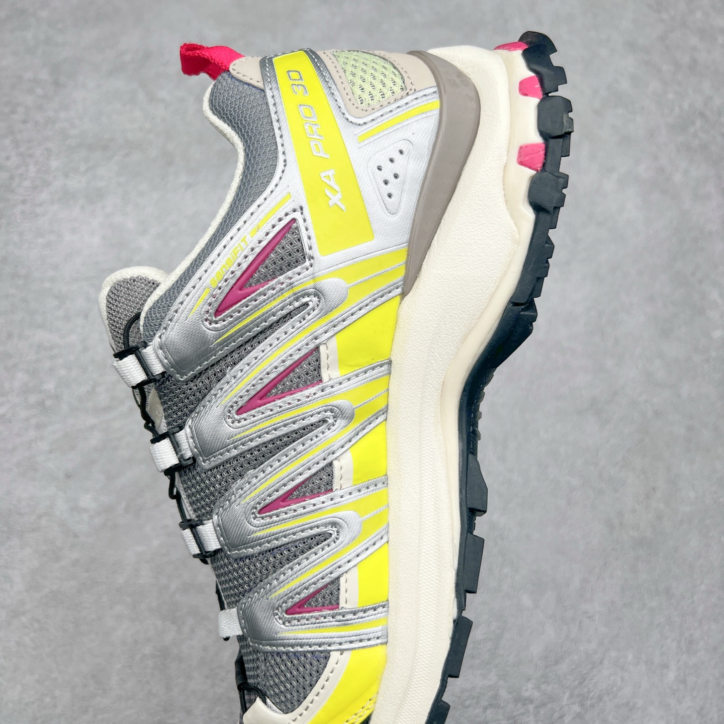 图片[7]-＃C版 SALOMON XA Pro 3D ADV 萨洛蒙潮流越野机能户外功能鞋 纯原外贸平台特供订单 耗时半年巨作 全套原纸板楦头开发 原厂特供网布配套加持 确保原汁原味 完美呈现版型 原档数据独家私模五层组合大底 原装Ortholite轻量化鞋垫 中底布带钢印编号 原厂TPU锁扣 进口港宝加持 后跟自然饱满 还原公司包裹性 鞋面采用SENSIFT贴合技术 全方位贴合包裹脚型 鞋跟部鞋底牵引设计 提供强大的抓地性能 更适应野外崎岖不平的道路 其3D ADVANCED CHASSIS底盘 材料轻量大化 钉齿设计更具稳定性 防护性 鞋底易磨损区运用CONTAGRIP高耐磨材料 应对城市硬质路面长距离跑考验 尺码：36 36.5 37.5 38 38.5 39 40 40.5 41 42 42.5 43 44 44.5 45-选品中心