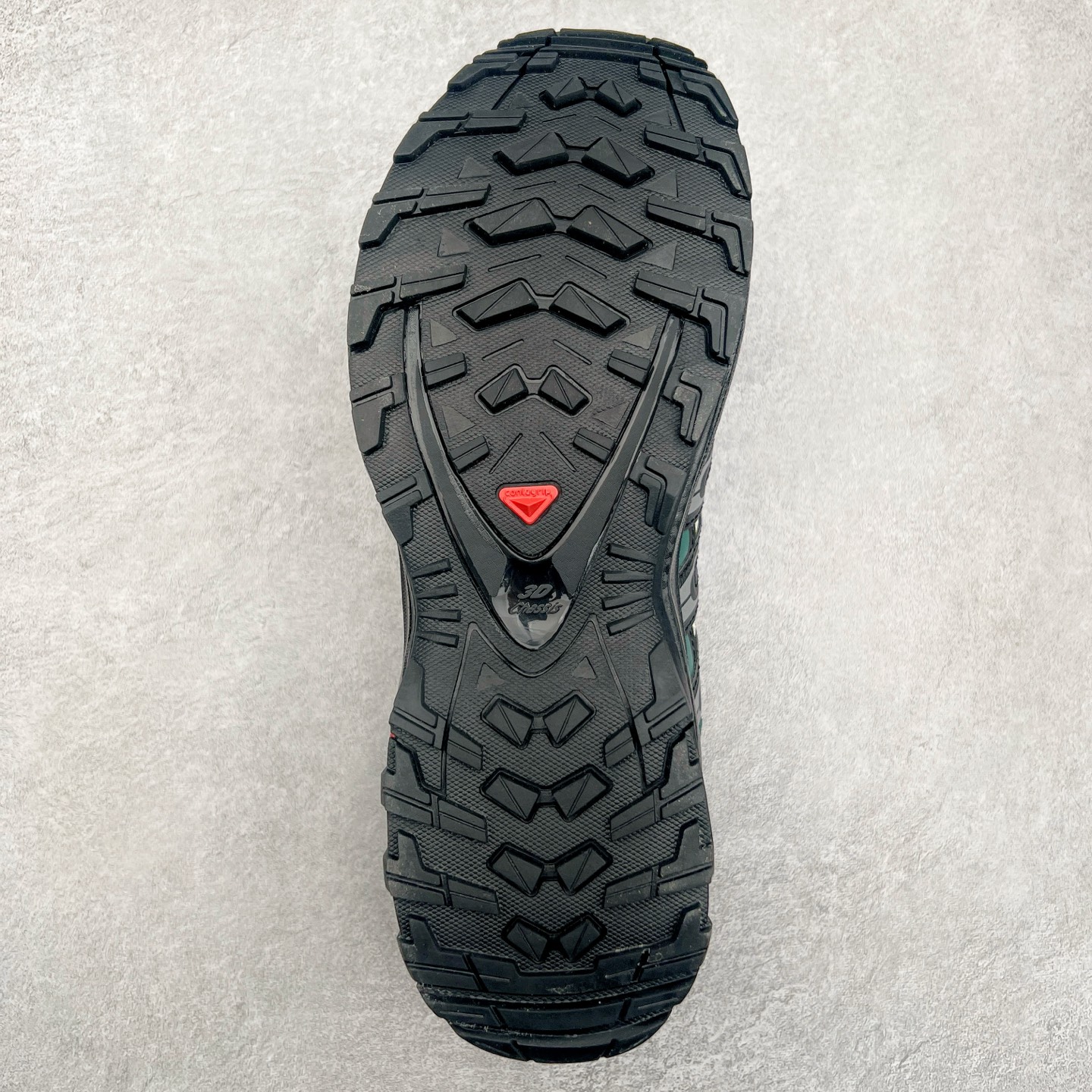 图片[9]-＃C版 SALOMON XA Pro 3D ADV 萨洛蒙潮流越野机能户外功能鞋 纯原外贸平台特供订单 耗时半年巨作 全套原纸板楦头开发 原厂特供网布配套加持 确保原汁原味 完美呈现版型 原档数据独家私模五层组合大底 原装Ortholite轻量化鞋垫 中底布带钢印编号 原厂TPU锁扣 进口港宝加持 后跟自然饱满 还原公司包裹性 鞋面采用SENSIFT贴合技术 全方位贴合包裹脚型 鞋跟部鞋底牵引设计 提供强大的抓地性能 更适应野外崎岖不平的道路 其3D ADVANCED CHASSIS底盘 材料轻量大化 钉齿设计更具稳定性 防护性 鞋底易磨损区运用CONTAGRIP高耐磨材料 应对城市硬质路面长距离跑考验 尺码：36 36.5 37.5 38 38.5 39 40 40.5 41 42 42.5 43 44 44.5 45-选品中心