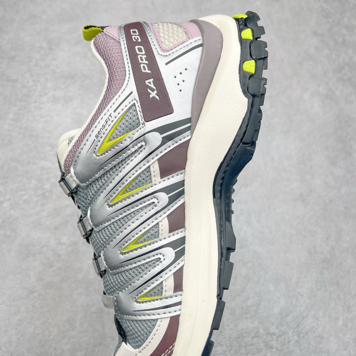 图片[7]-＃C版 SALOMON XA Pro 3D ADV 萨洛蒙潮流越野机能户外功能鞋 纯原外贸平台特供订单 耗时半年巨作 全套原纸板楦头开发 原厂特供网布配套加持 确保原汁原味 完美呈现版型 原档数据独家私模五层组合大底 原装Ortholite轻量化鞋垫 中底布带钢印编号 原厂TPU锁扣 进口港宝加持 后跟自然饱满 还原公司包裹性 鞋面采用SENSIFT贴合技术 全方位贴合包裹脚型 鞋跟部鞋底牵引设计 提供强大的抓地性能 更适应野外崎岖不平的道路 其3D ADVANCED CHASSIS底盘 材料轻量大化 钉齿设计更具稳定性 防护性 鞋底易磨损区运用CONTAGRIP高耐磨材料 应对城市硬质路面长距离跑考验 尺码：36 36.5 37.5 38 38.5 39 40 40.5 41 42 42.5 43 44 44.5 45-选品中心