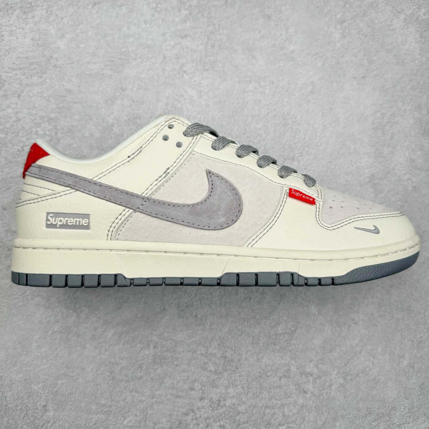 NK Dunk Low 定制配色 BB7518-025 大厂出品 极力推荐 原装头层材料 独家版型蒸餾加工帶來的是更好的视觉和脚感体验大厂纯原品质出货 清洁度 电绣工艺 皮料切割干净无任何毛边 细节完美 尺码：36 36.5 37.5 38 38.5 39 40 40.5 41 42 42.5 43 44 44.5 45-选品中心