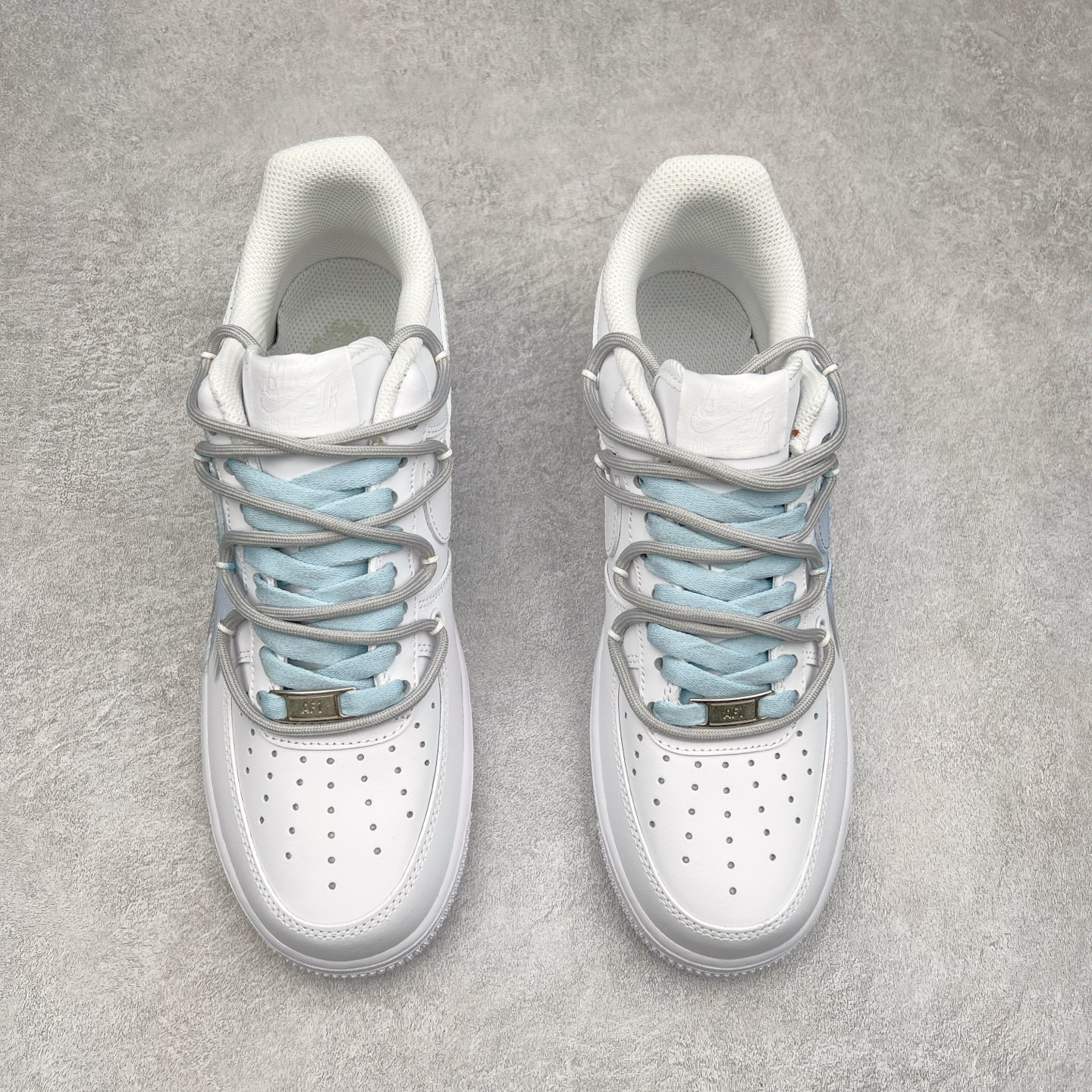 图片[2]-NK Air Force 1´07 Low 空军一号低帮百搭休闲运动板鞋 YY2024-626 柔软、弹性十足的缓震性能和出色的中底设计 横跨复古与现代的外型结合 造就出风靡全球 三十多年的Force 1 直到今天还深受青睐 尺码：36 36.5 37.5 38 38.5 39 40 40.5 41 42 42.5 43 44 44.5 45-选品中心