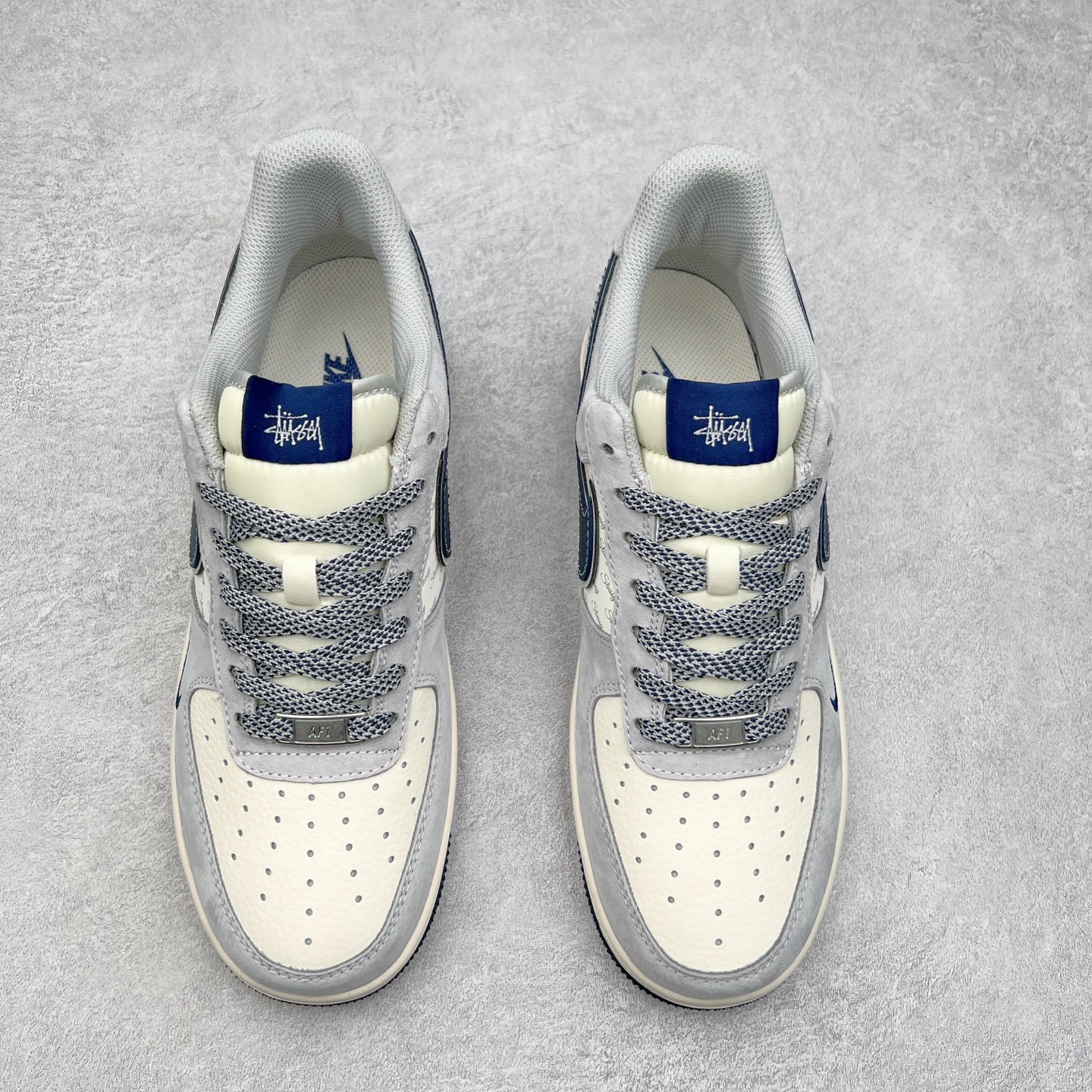 图片[2]-NK Air Force 1´07 Low 空军一号低帮百搭休闲运动板鞋 XZ3318-088 柔软、弹性十足的缓震性能和出色的中底设计 横跨复古与现代的外型结合 造就出风靡全球 三十多年的Force 1 直到今天还深受青睐 尺码：36 36.5 37.5 38 38.5 39 40 40.5 41 42 42.5 43 44 44.5 45-选品中心