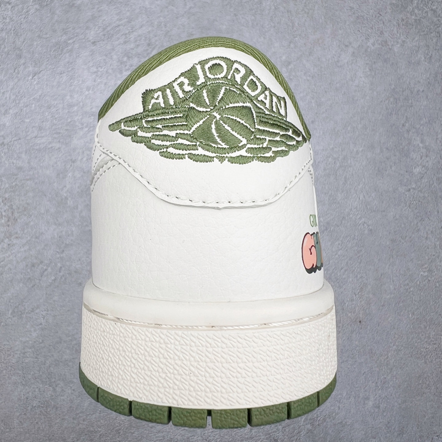 图片[8]-TS x Air Jordan AJ1 Low 倒钩低帮联名定制配色 DM6688-606 原厂内置气垫魔块 A模大底 头层小牛皮 鞋舌AJ原厂专用牛津布+AJ专用反口珍珠布+原厂无杂质高弹内里海棉+特殊封边弹力鞋带 尺码：36 36.5 37.5 38 38.5 39 40 40.5 41 42 42.5 43 44 44.5 45 46 47.5-选品中心