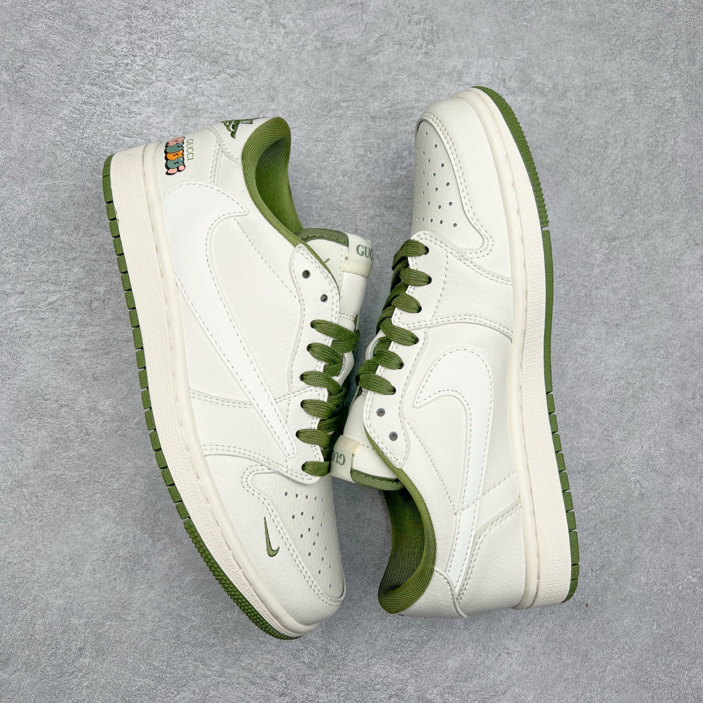 图片[3]-TS x Air Jordan AJ1 Low 倒钩低帮联名定制配色 DM6688-606 原厂内置气垫魔块 A模大底 头层小牛皮 鞋舌AJ原厂专用牛津布+AJ专用反口珍珠布+原厂无杂质高弹内里海棉+特殊封边弹力鞋带 尺码：36 36.5 37.5 38 38.5 39 40 40.5 41 42 42.5 43 44 44.5 45 46 47.5-选品中心