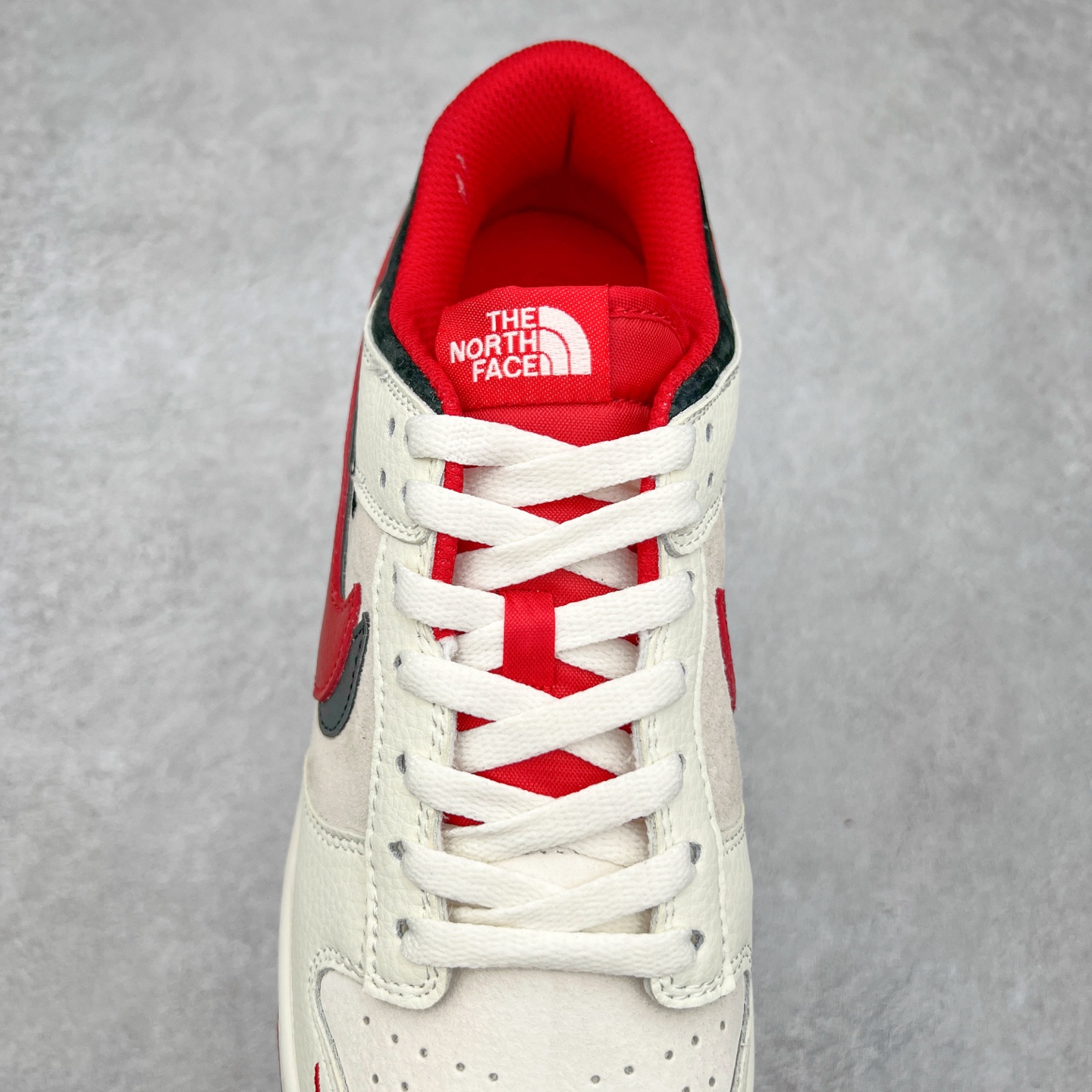 图片[5]-NK Dunk Low 定制配色 DJ2024-127 大厂出品 极力推荐 原装头层材料 独家版型蒸餾加工帶來的是更好的视觉和脚感体验大厂纯原品质出货 清洁度 电绣工艺 皮料切割干净无任何毛边 细节完美 尺码：36 36.5 37.5 38 38.5 39 40 40.5 41 42 42.5 43 44 44.5 45-选品中心