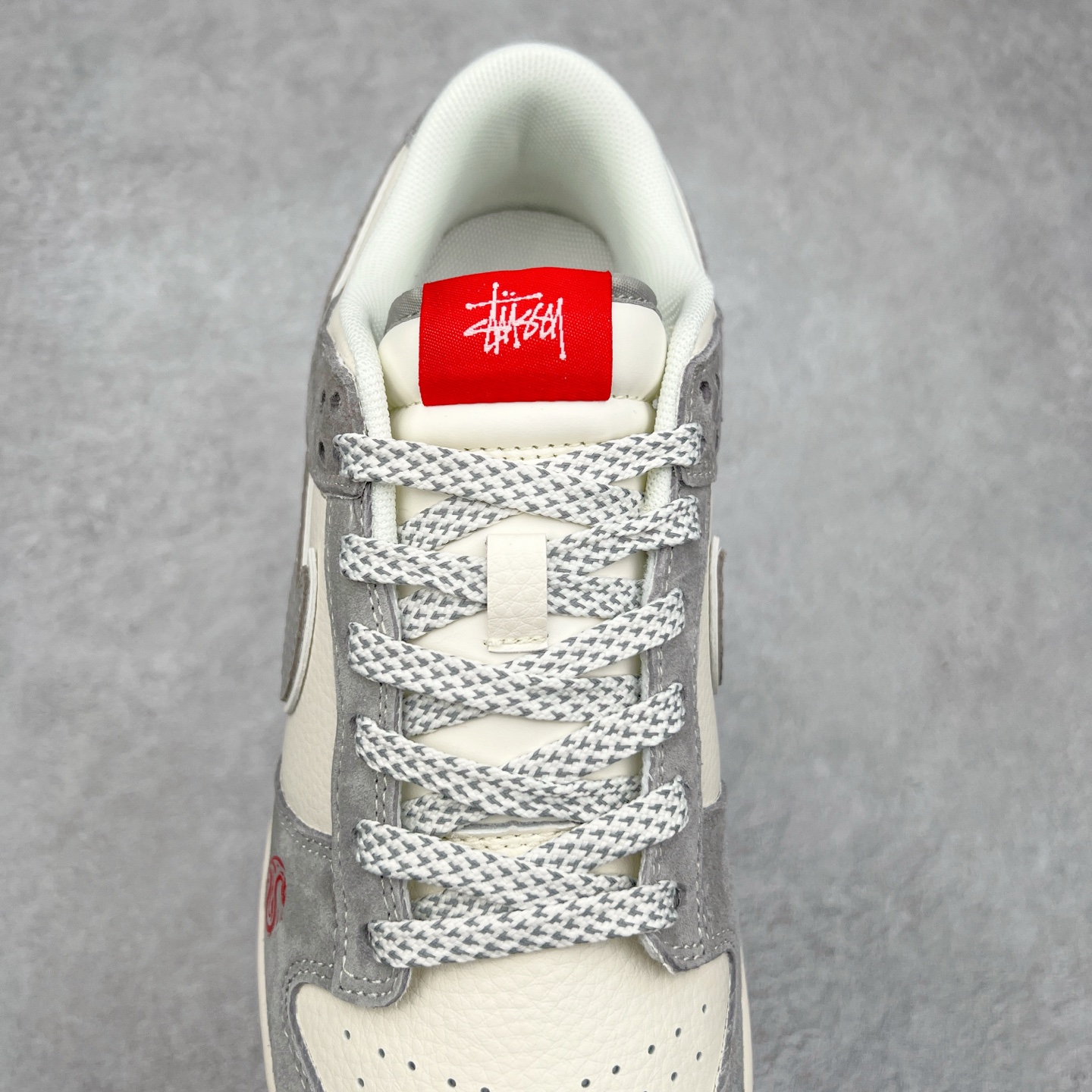 图片[5]-NK Dunk Low 定制配色 XX3168-117 大厂出品 极力推荐 原装头层材料 独家版型蒸餾加工帶來的是更好的视觉和脚感体验大厂纯原品质出货 清洁度 电绣工艺 皮料切割干净无任何毛边 细节完美 尺码：36 36.5 37.5 38 38.5 39 40 40.5 41 42 42.5 43 44 44.5 45-选品中心