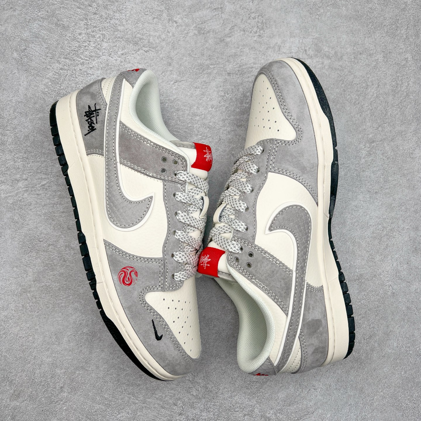 图片[3]-NK Dunk Low 定制配色 XX3168-117 大厂出品 极力推荐 原装头层材料 独家版型蒸餾加工帶來的是更好的视觉和脚感体验大厂纯原品质出货 清洁度 电绣工艺 皮料切割干净无任何毛边 细节完美 尺码：36 36.5 37.5 38 38.5 39 40 40.5 41 42 42.5 43 44 44.5 45-选品中心