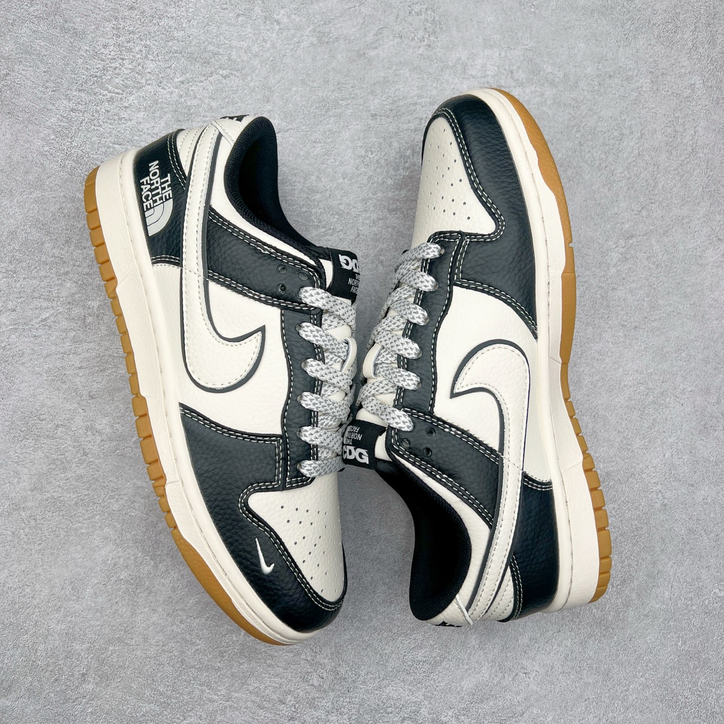 图片[3]-NK Dunk Low 定制配色 XX3168-119 大厂出品 极力推荐 原装头层材料 独家版型蒸餾加工帶來的是更好的视觉和脚感体验大厂纯原品质出货 清洁度 电绣工艺 皮料切割干净无任何毛边 细节完美 尺码：36 36.5 37.5 38 38.5 39 40 40.5 41 42 42.5 43 44 44.5 45-选品中心