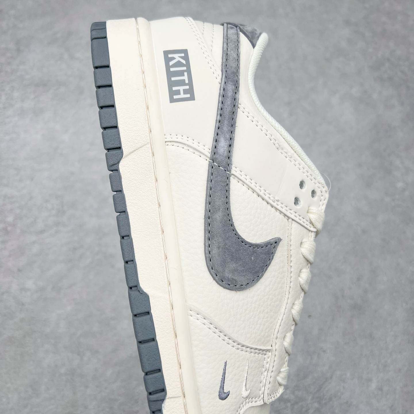 图片[6]-NK Dunk Low 定制配色 DQ1098-387 大厂出品 极力推荐 原装头层材料 独家版型蒸餾加工帶來的是更好的视觉和脚感体验大厂纯原品质出货 清洁度 电绣工艺 皮料切割干净无任何毛边 细节完美 尺码：36 36.5 37.5 38 38.5 39 40 40.5 41 42 42.5 43 44 44.5 45-选品中心