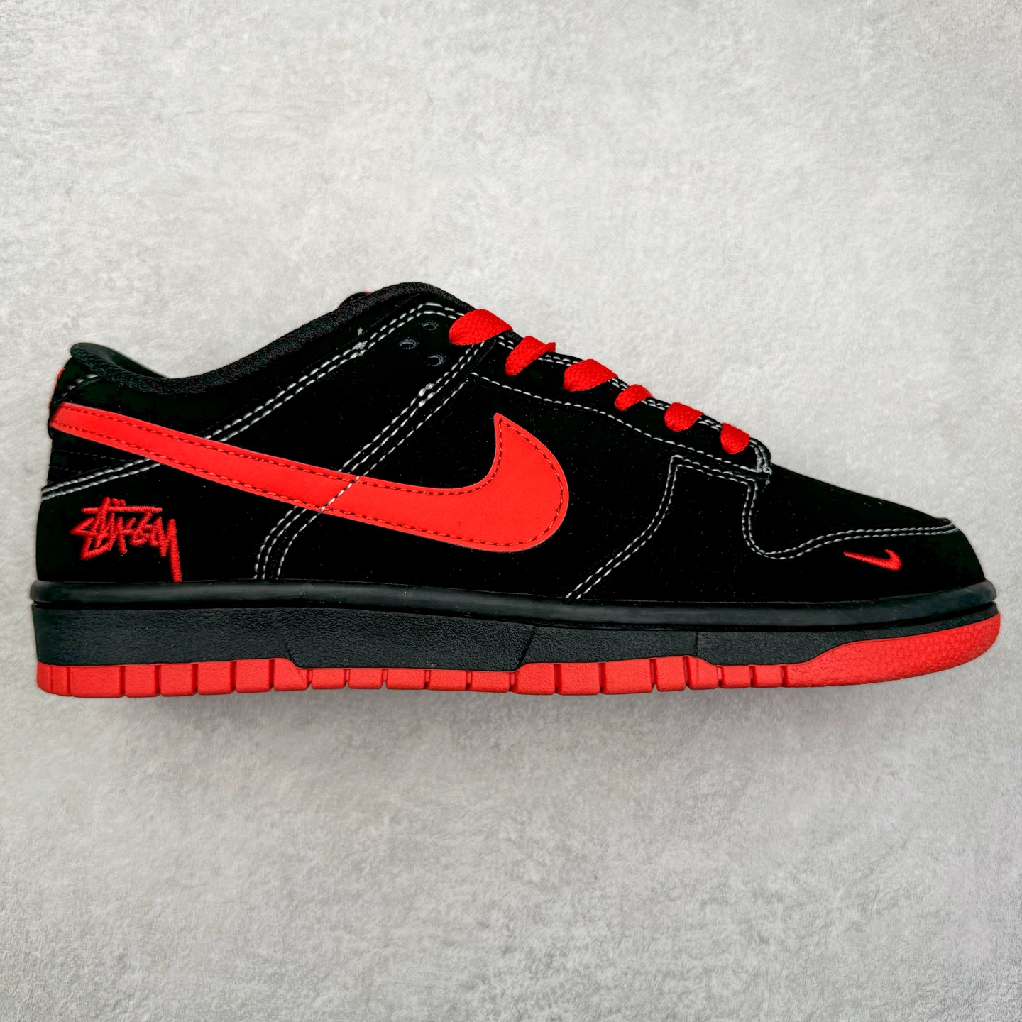 NK Dunk Low 定制配色 KK1333-028 大厂出品 极力推荐 原装头层材料 独家版型蒸餾加工帶來的是更好的视觉和脚感体验大厂纯原品质出货 清洁度 电绣工艺 皮料切割干净无任何毛边 细节完美 尺码:36 36.5 37.5 38 38.5 39 40 40.5 41 42 42.5 43 44 44.5 45-选品中心