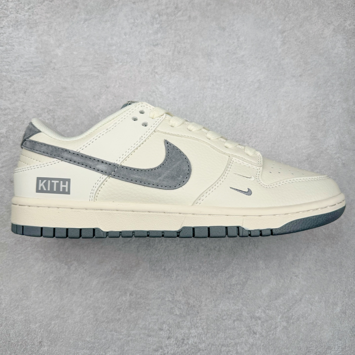 NK Dunk Low 定制配色 DQ1098-387 大厂出品 极力推荐 原装头层材料 独家版型蒸餾加工帶來的是更好的视觉和脚感体验大厂纯原品质出货 清洁度 电绣工艺 皮料切割干净无任何毛边 细节完美 尺码：36 36.5 37.5 38 38.5 39 40 40.5 41 42 42.5 43 44 44.5 45-选品中心