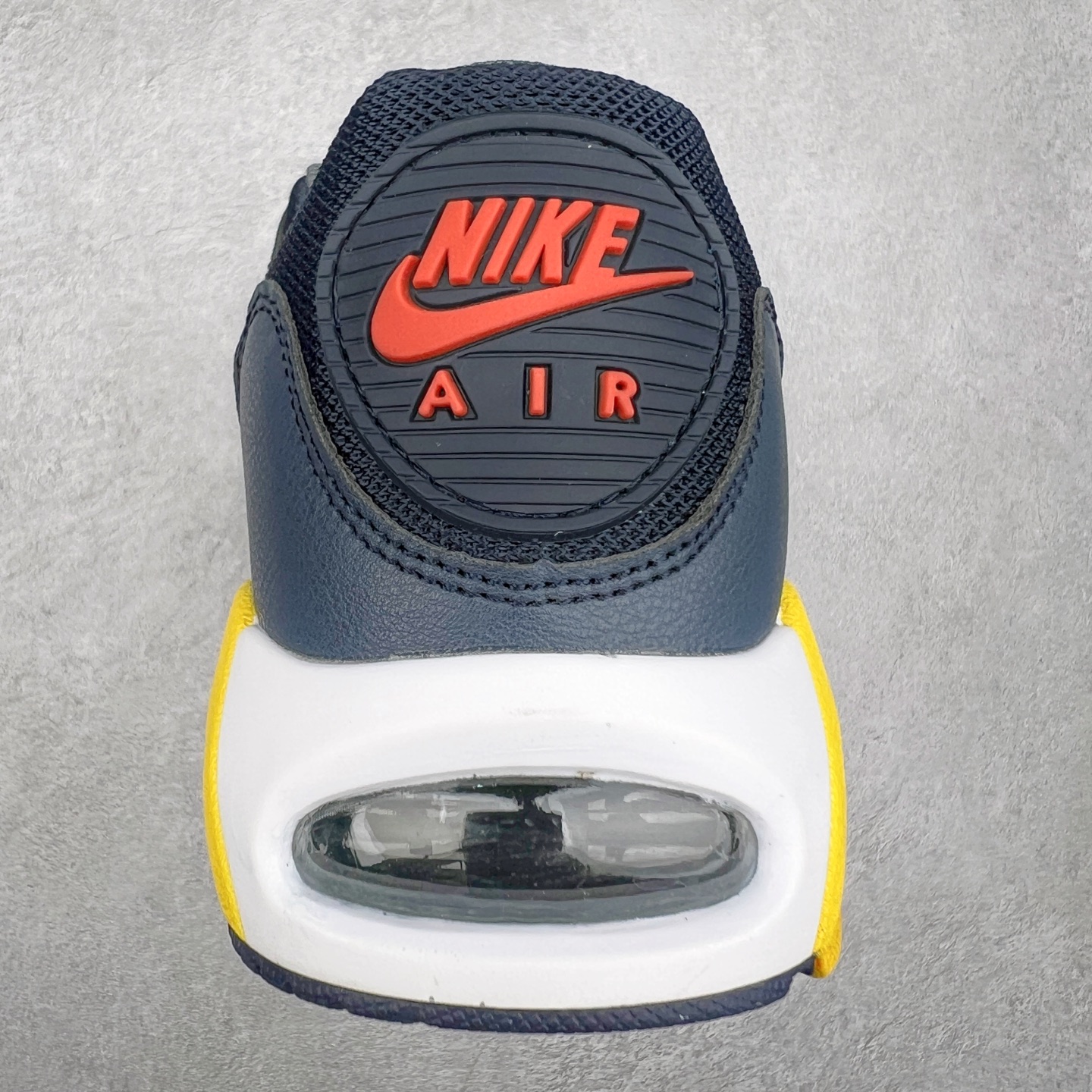 图片[8]-NK Air Max Correlate 关联系列低帮气垫百搭休闲运动慢跑鞋 580518 选用网眼鞋面 脚感舒适透气 鞋舌、鞋侧及后跟处饰有品牌标识 简约大气又时尚 采用经典系带开合方式 可自由调节松紧度 泡棉中底搭载Max Air气垫 具有良好的回弹性及缓震性能 橡胶外底可防滑耐磨 提升抓地力 尺码：36 36.5 37.5 38 38.5 39 40 40.5 41 42-选品中心