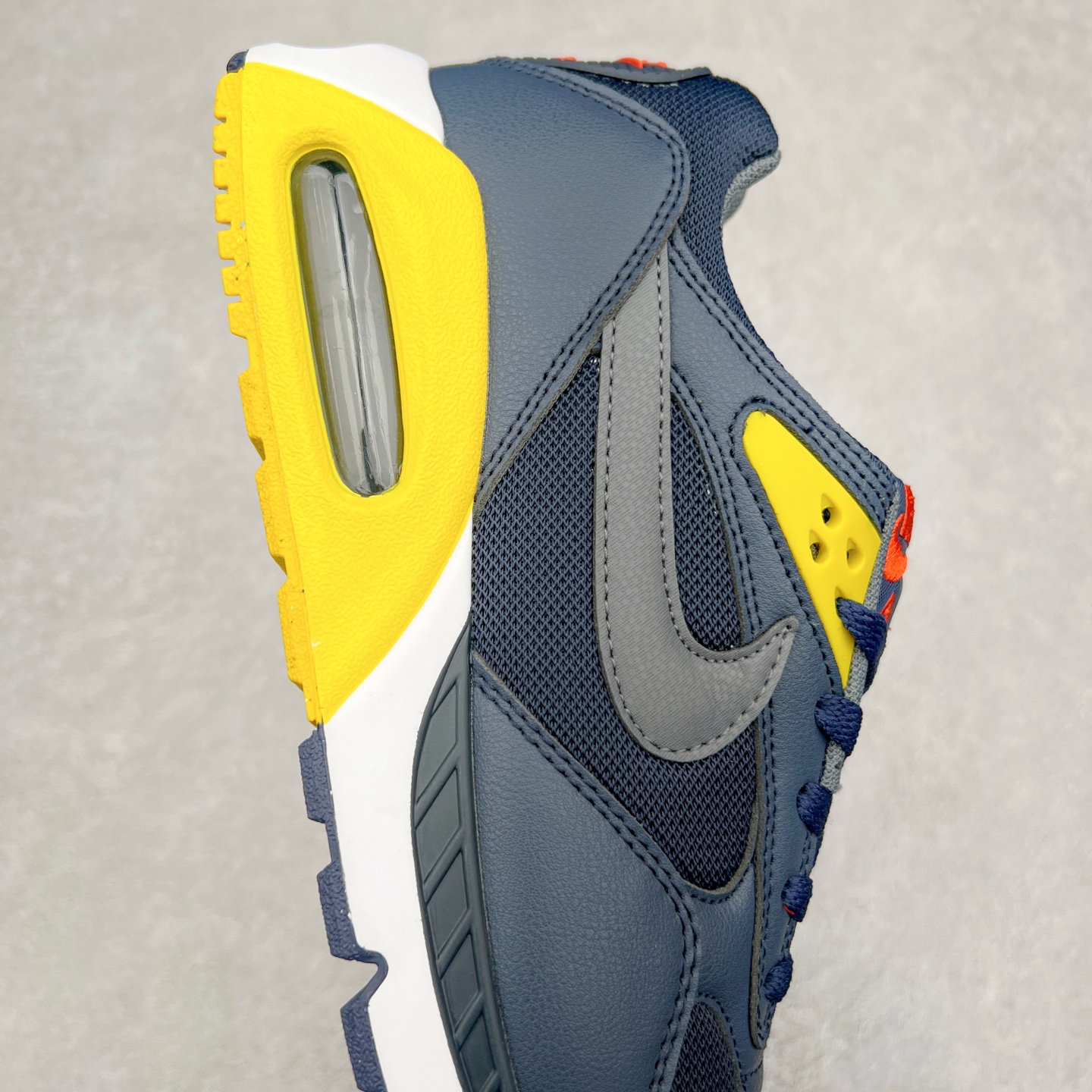 图片[6]-NK Air Max Correlate 关联系列低帮气垫百搭休闲运动慢跑鞋 580518 选用网眼鞋面 脚感舒适透气 鞋舌、鞋侧及后跟处饰有品牌标识 简约大气又时尚 采用经典系带开合方式 可自由调节松紧度 泡棉中底搭载Max Air气垫 具有良好的回弹性及缓震性能 橡胶外底可防滑耐磨 提升抓地力 尺码：36 36.5 37.5 38 38.5 39 40 40.5 41 42-选品中心