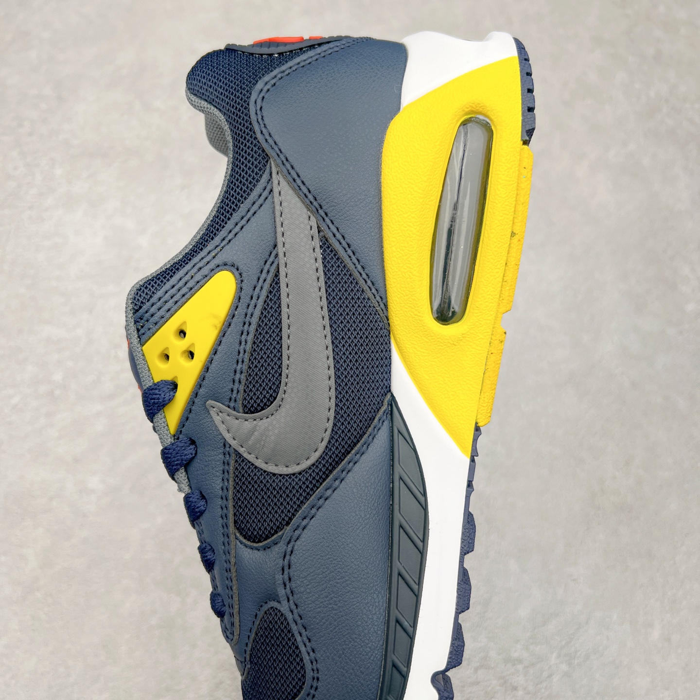 图片[7]-NK Air Max Correlate 关联系列低帮气垫百搭休闲运动慢跑鞋 580518 选用网眼鞋面 脚感舒适透气 鞋舌、鞋侧及后跟处饰有品牌标识 简约大气又时尚 采用经典系带开合方式 可自由调节松紧度 泡棉中底搭载Max Air气垫 具有良好的回弹性及缓震性能 橡胶外底可防滑耐磨 提升抓地力 尺码：36 36.5 37.5 38 38.5 39 40 40.5 41 42-选品中心