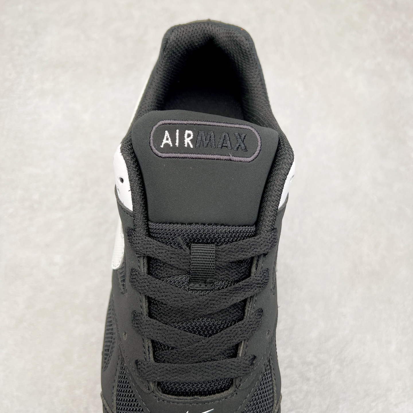 图片[5]-NK Air Max Correlate 关联系列低帮气垫百搭休闲运动慢跑鞋 580518 选用网眼鞋面 脚感舒适透气 鞋舌、鞋侧及后跟处饰有品牌标识 简约大气又时尚 采用经典系带开合方式 可自由调节松紧度 泡棉中底搭载Max Air气垫 具有良好的回弹性及缓震性能 橡胶外底可防滑耐磨 提升抓地力 尺码：36 36.5 37.5 38 38.5 39 40 40.5 41 42-选品中心