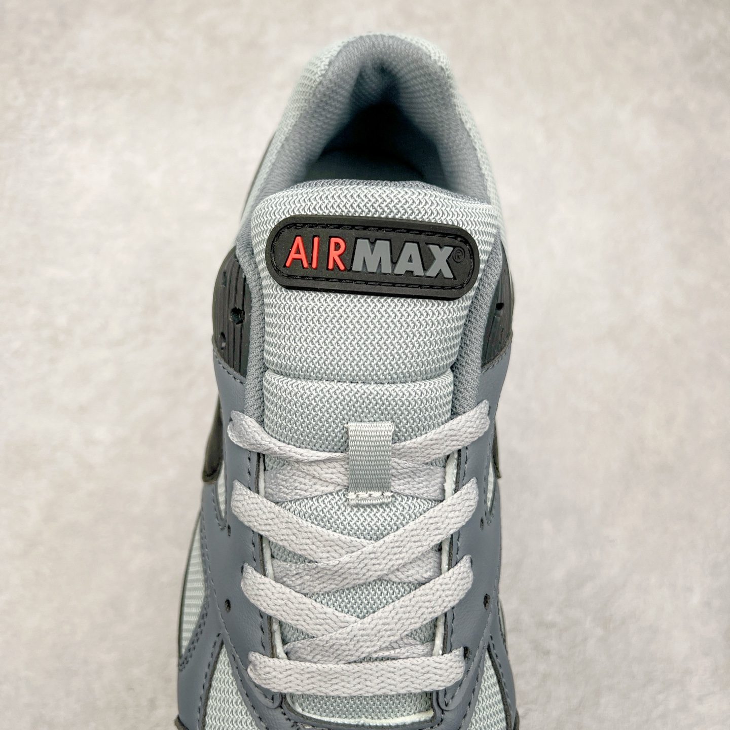 图片[5]-NK Air Max Correlate 关联系列低帮气垫百搭休闲运动慢跑鞋 580518 选用网眼鞋面 脚感舒适透气 鞋舌、鞋侧及后跟处饰有品牌标识 简约大气又时尚 采用经典系带开合方式 可自由调节松紧度 泡棉中底搭载Max Air气垫 具有良好的回弹性及缓震性能 橡胶外底可防滑耐磨 提升抓地力 尺码：36 36.5 37.5 38 38.5 39 40 40.5 41 42-选品中心