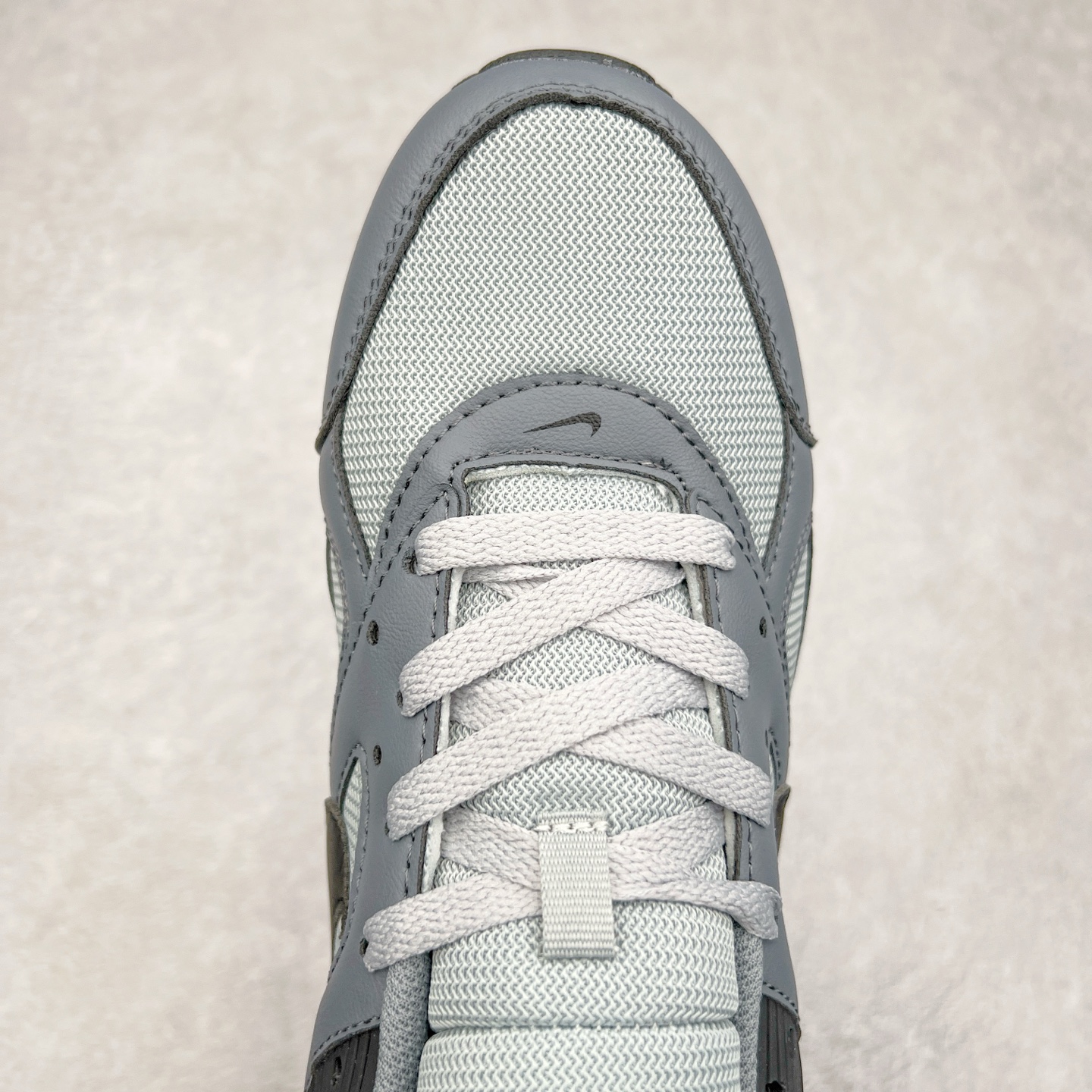 图片[4]-NK Air Max Correlate 关联系列低帮气垫百搭休闲运动慢跑鞋 580518 选用网眼鞋面 脚感舒适透气 鞋舌、鞋侧及后跟处饰有品牌标识 简约大气又时尚 采用经典系带开合方式 可自由调节松紧度 泡棉中底搭载Max Air气垫 具有良好的回弹性及缓震性能 橡胶外底可防滑耐磨 提升抓地力 尺码：36 36.5 37.5 38 38.5 39 40 40.5 41 42-选品中心