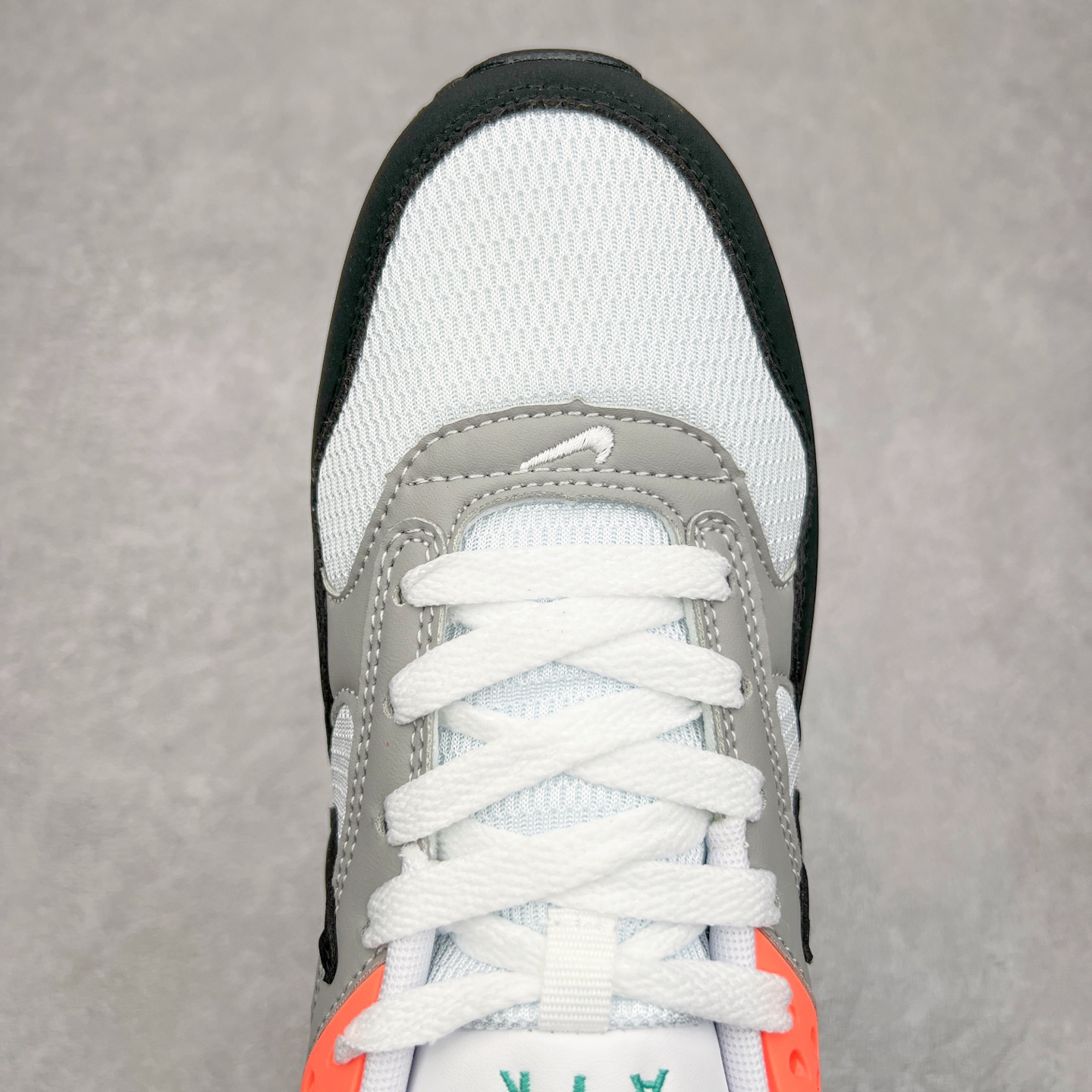 图片[4]-NK Air Max Correlate 关联系列低帮气垫百搭休闲运动慢跑鞋 580518 选用网眼鞋面 脚感舒适透气 鞋舌、鞋侧及后跟处饰有品牌标识 简约大气又时尚 采用经典系带开合方式 可自由调节松紧度 泡棉中底搭载Max Air气垫 具有良好的回弹性及缓震性能 橡胶外底可防滑耐磨 提升抓地力 尺码：36 36.5 37.5 38 38.5 39 40 40.5 41 42-选品中心