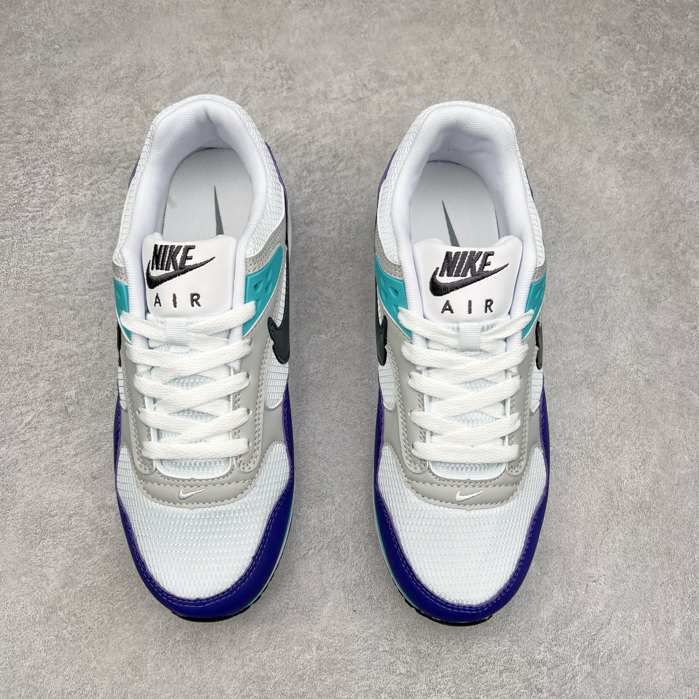 图片[2]-NK Air Max Correlate 关联系列低帮气垫百搭休闲运动慢跑鞋 580518 选用网眼鞋面 脚感舒适透气 鞋舌、鞋侧及后跟处饰有品牌标识 简约大气又时尚 采用经典系带开合方式 可自由调节松紧度 泡棉中底搭载Max Air气垫 具有良好的回弹性及缓震性能 橡胶外底可防滑耐磨 提升抓地力 尺码：36 36.5 37.5 38 38.5 39 40 40.5 41 42-选品中心