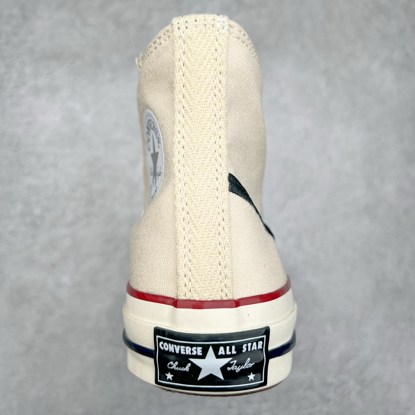 图片[8]-AMM x NIKE x CONVERSE 三方联名 全鞋以匡威Chuck 70鞋型为蓝本 鞋身米白色覆盖 鞋侧以黑色皮革以及黑色丝绒Swoosh Logo呈现 此外鞋舌标签也变为Nike标识 内衬则是特殊的AMM Logo纹理 尺码：35 36 36.5 37 37.5 38 39 39.5 40 41 41.5 42 42.5 43 44-选品中心