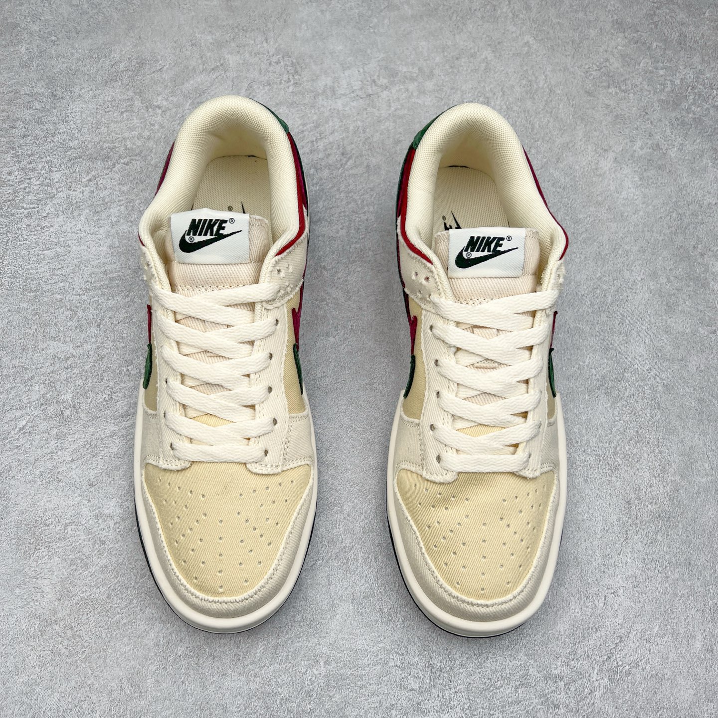 图片[2]-＃纯原福利 NK Dunk Low 定制系列配色 无原鞋不开发 全系列得物原鞋一比一校对开发 配色持续更新中 终端对接 优势输出 全套原厂楦头原纸板数据档案倾力打造 原汁原味莞产 极致还原 圈内最强针车工艺 高端零售指定版 广东原厂配套原盒原标 鞋盒分三个尺码段 原厂冲刀 超高清洁度 全鞋零毛边皮料切割 采用原厂百宏鞋带以及原厂百宏织唛舌标 内标可供原厂几率过验 进口原装条纹中底布 四线拉帮白色点胶 原厂拉帮手法遵循公司 原厂电绣 极致还原 尺码：36 36.5 37.5 38 38.5 39 40 40.5 41 42 42.5 43 44 44.5 45 46 47.5-选品中心